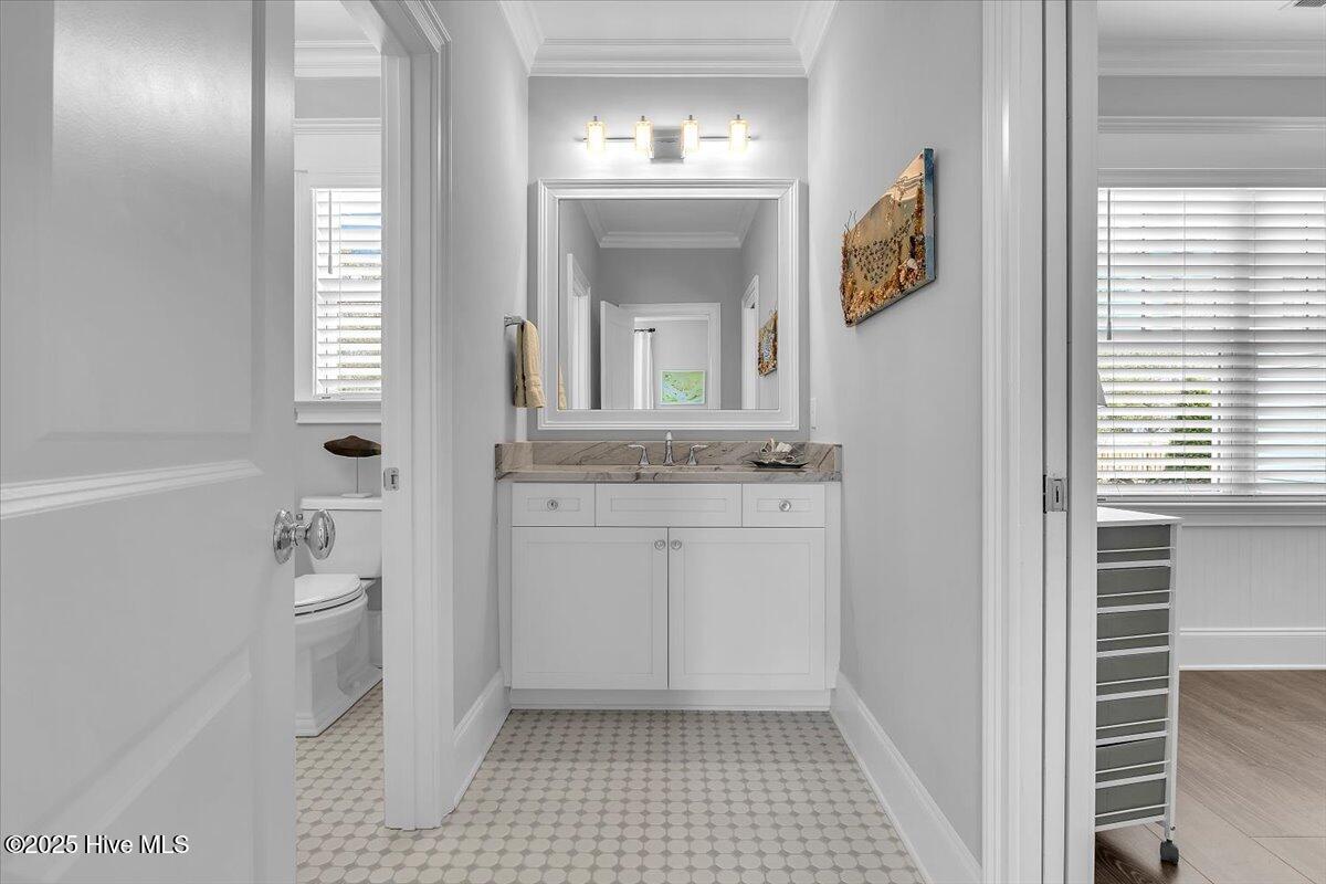 190 Gentle Breeze Court