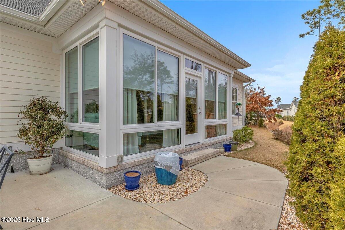 190 Gentle Breeze Court