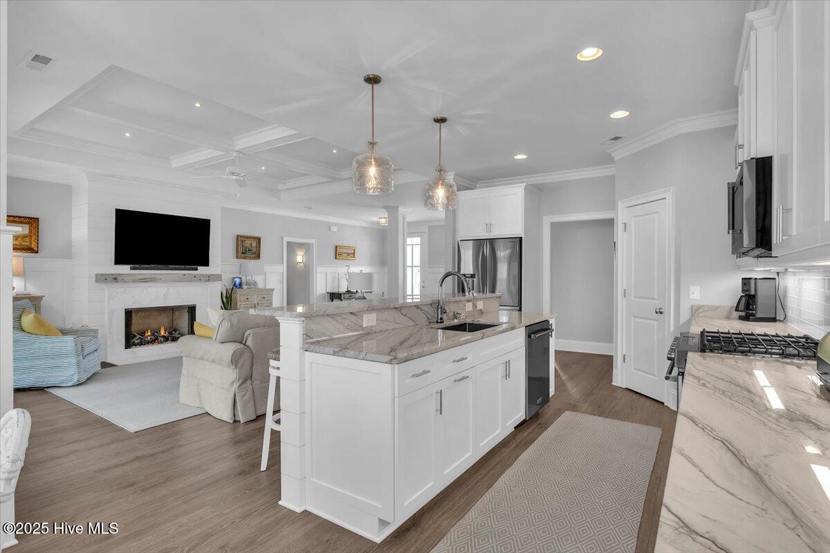 190 Gentle Breeze Court