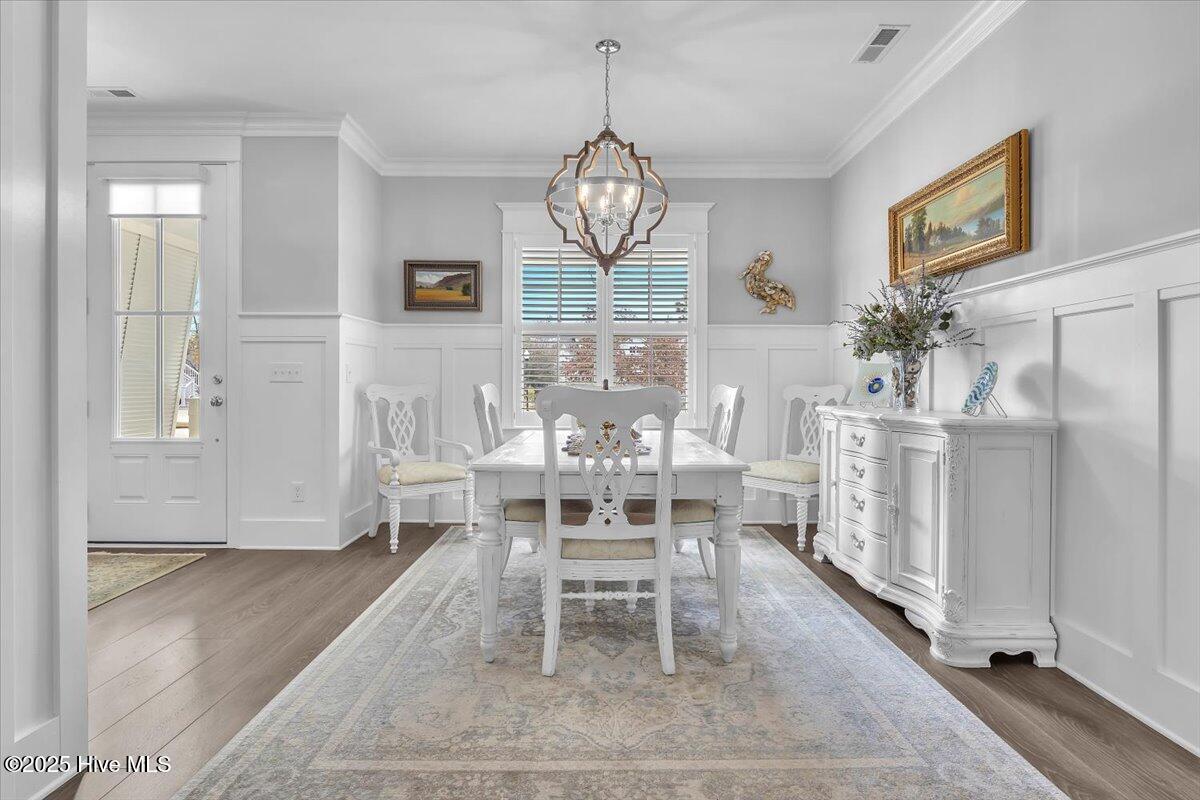 190 Gentle Breeze Court