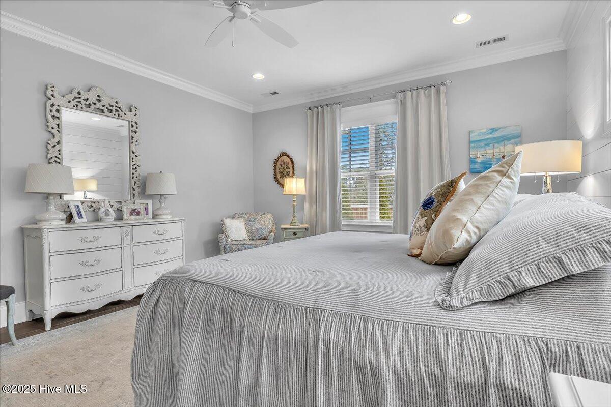 190 Gentle Breeze Court