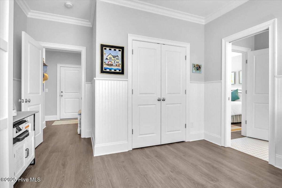 190 Gentle Breeze Court