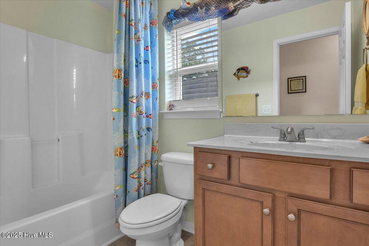 2081 Castlebridge Court NW