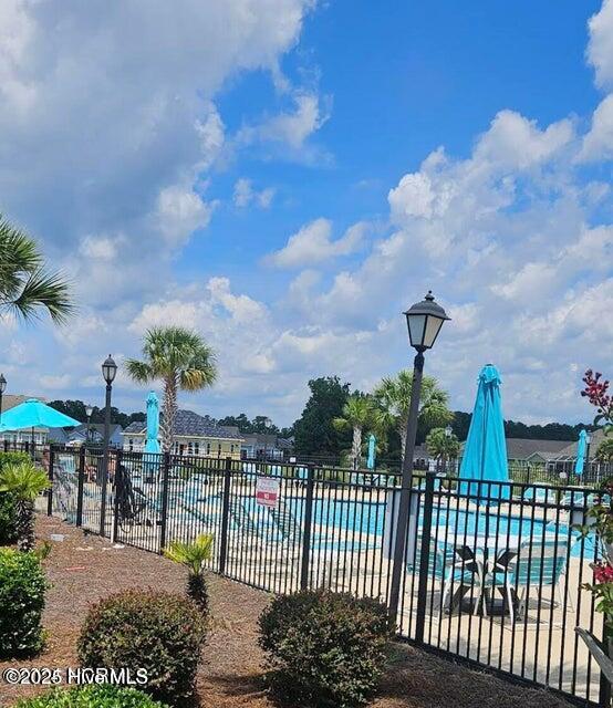 2081 Castlebridge Court NW