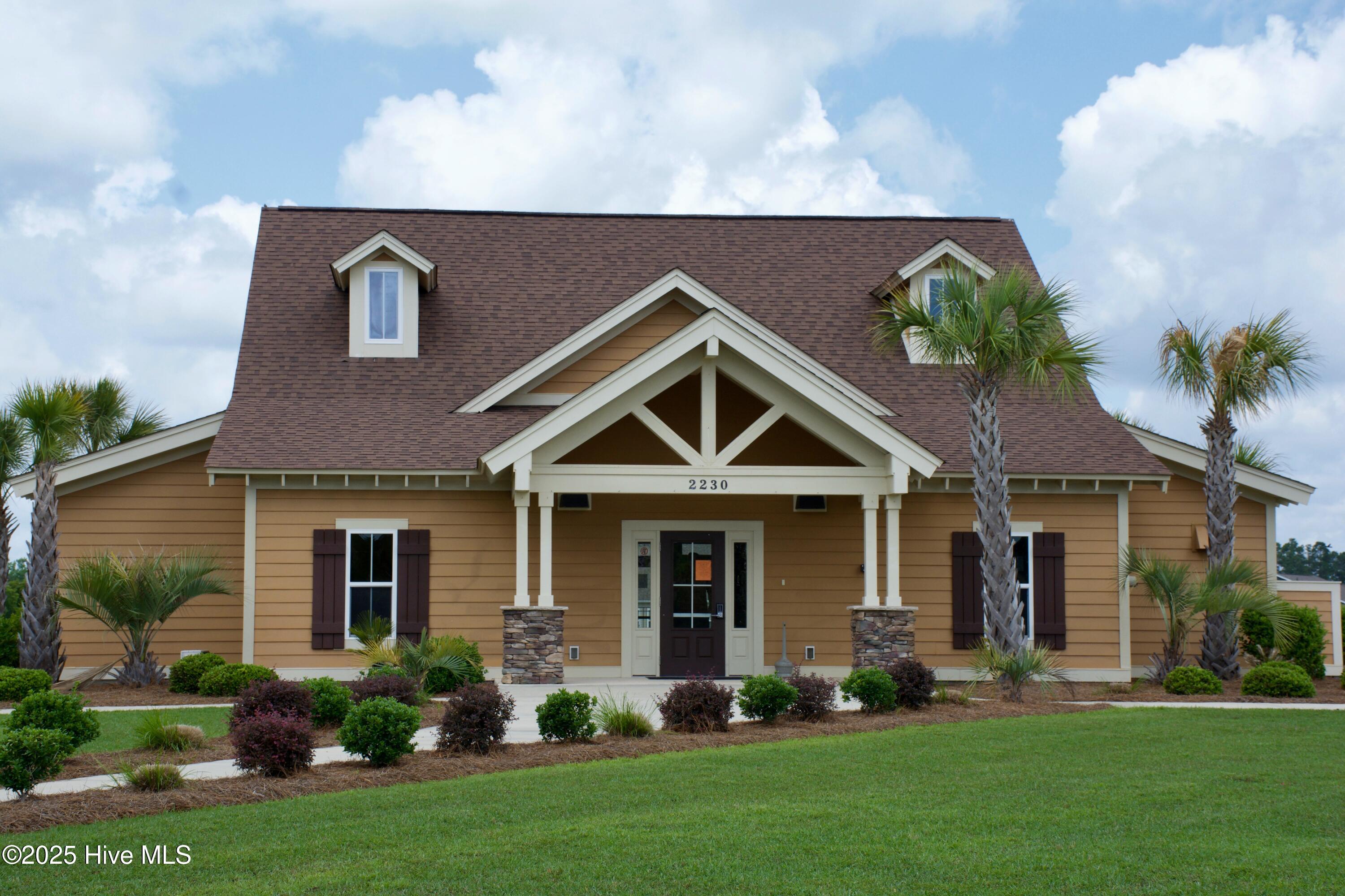 2081 Castlebridge Court NW