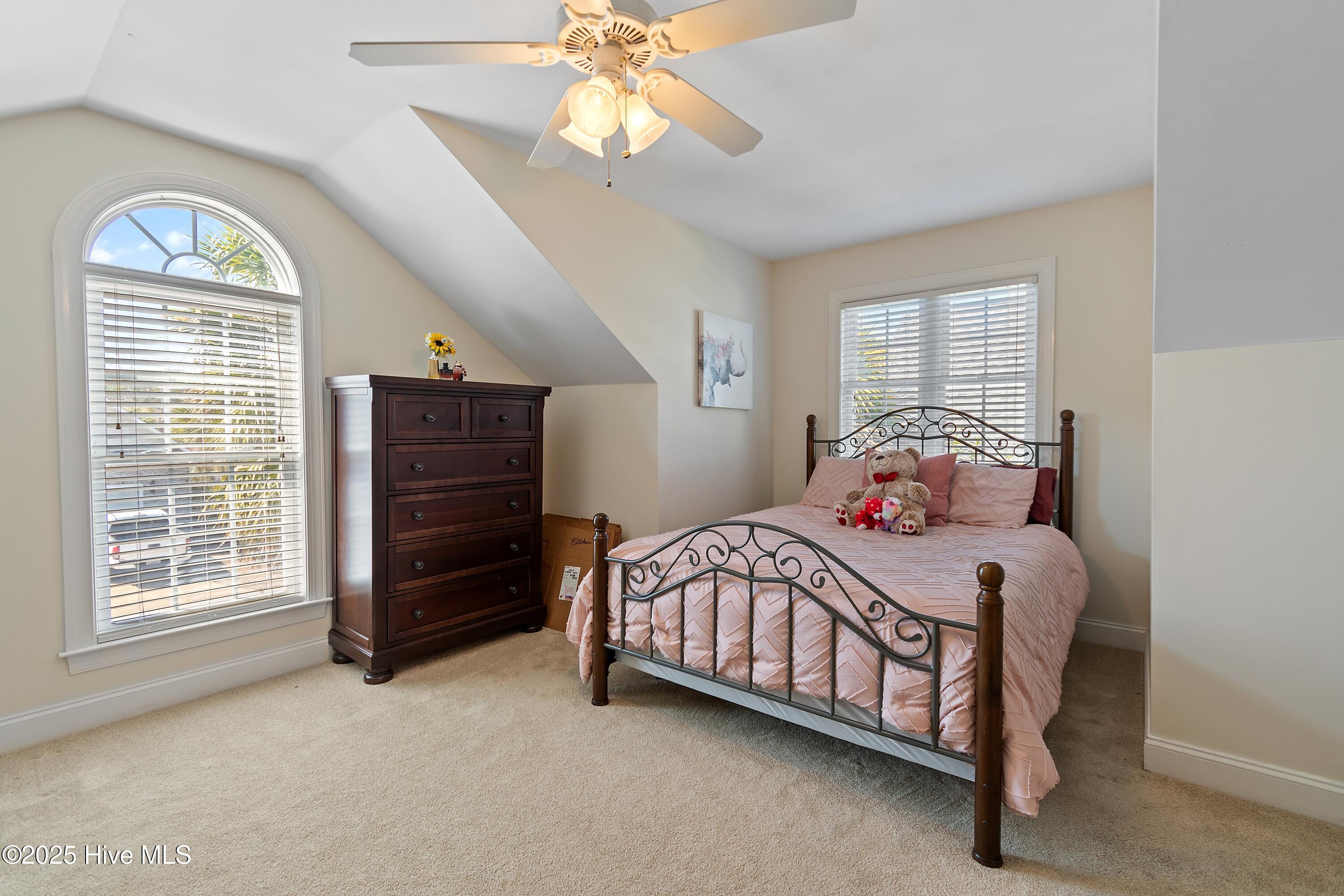 640 Creekway Circle SE