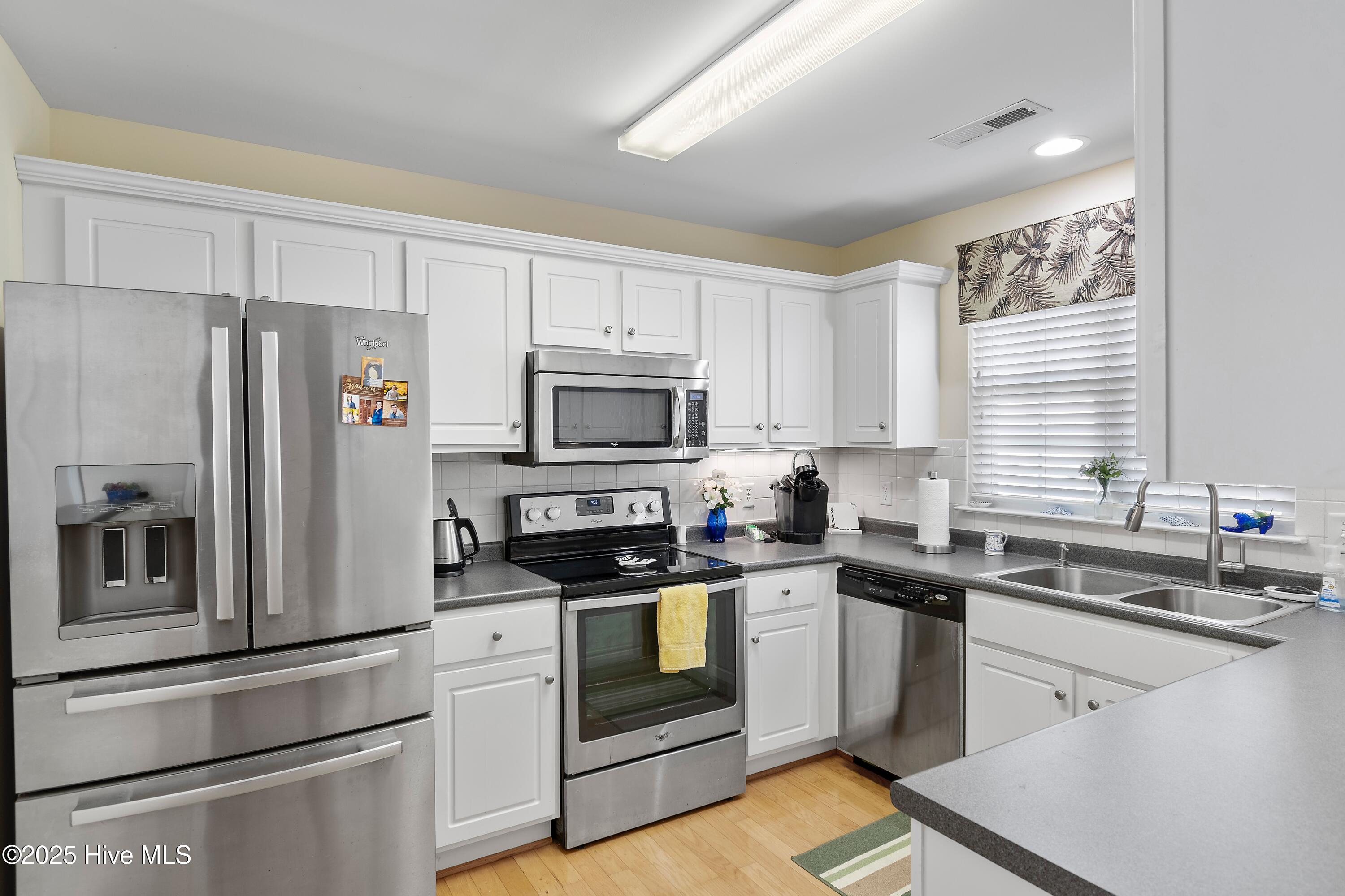 5025 Glen Cove Drive SE