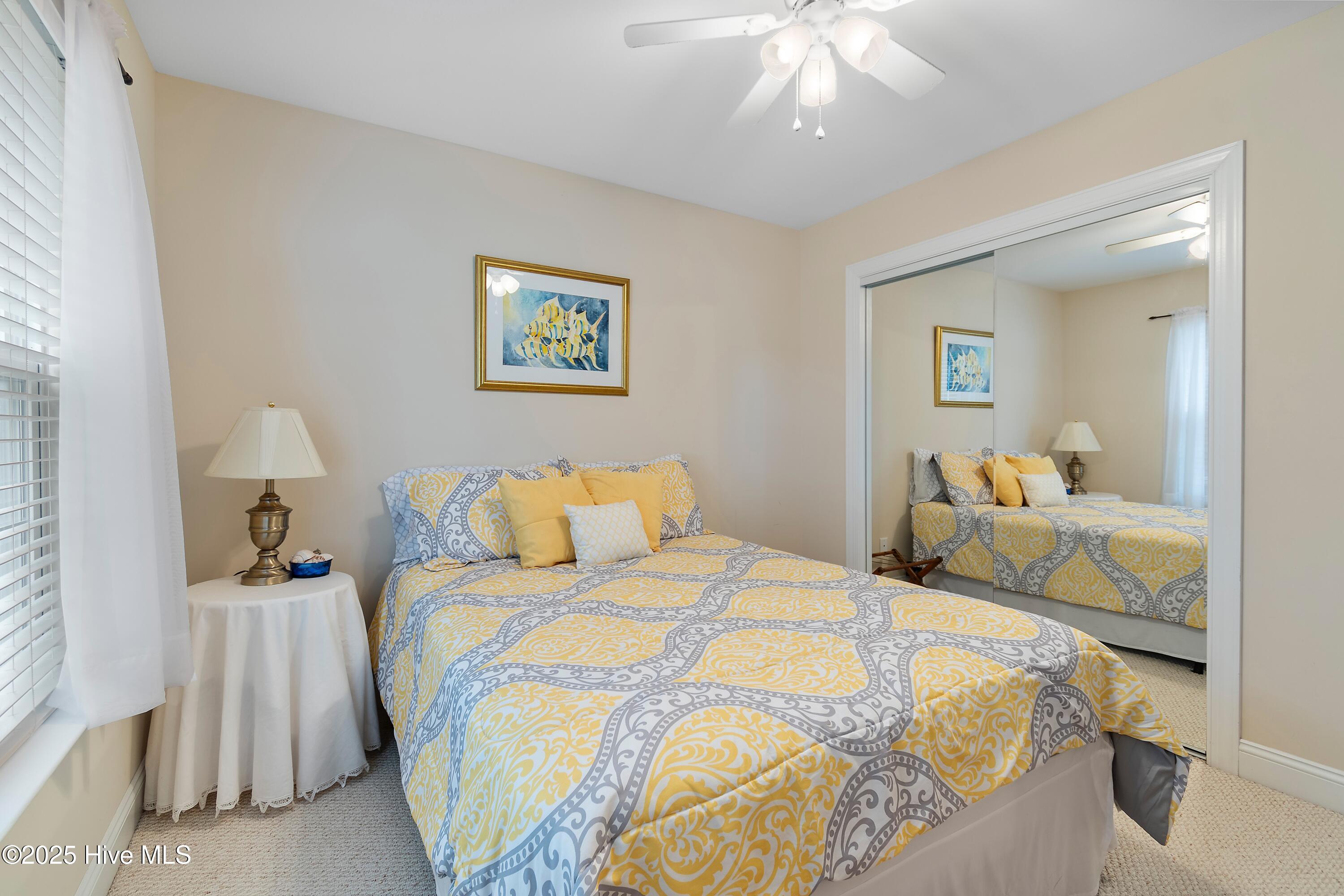 5025 Glen Cove Drive SE