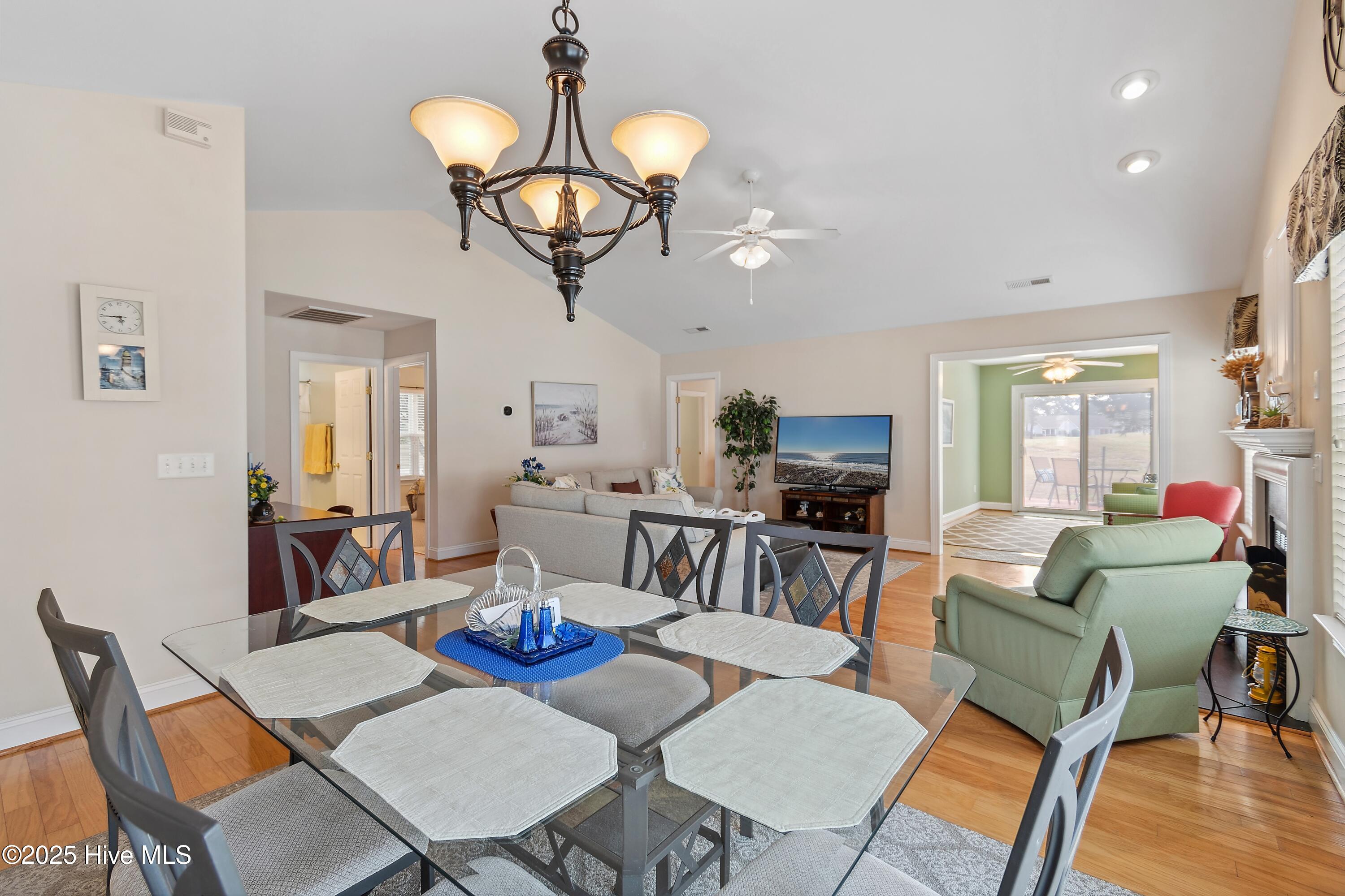 5025 Glen Cove Drive SE