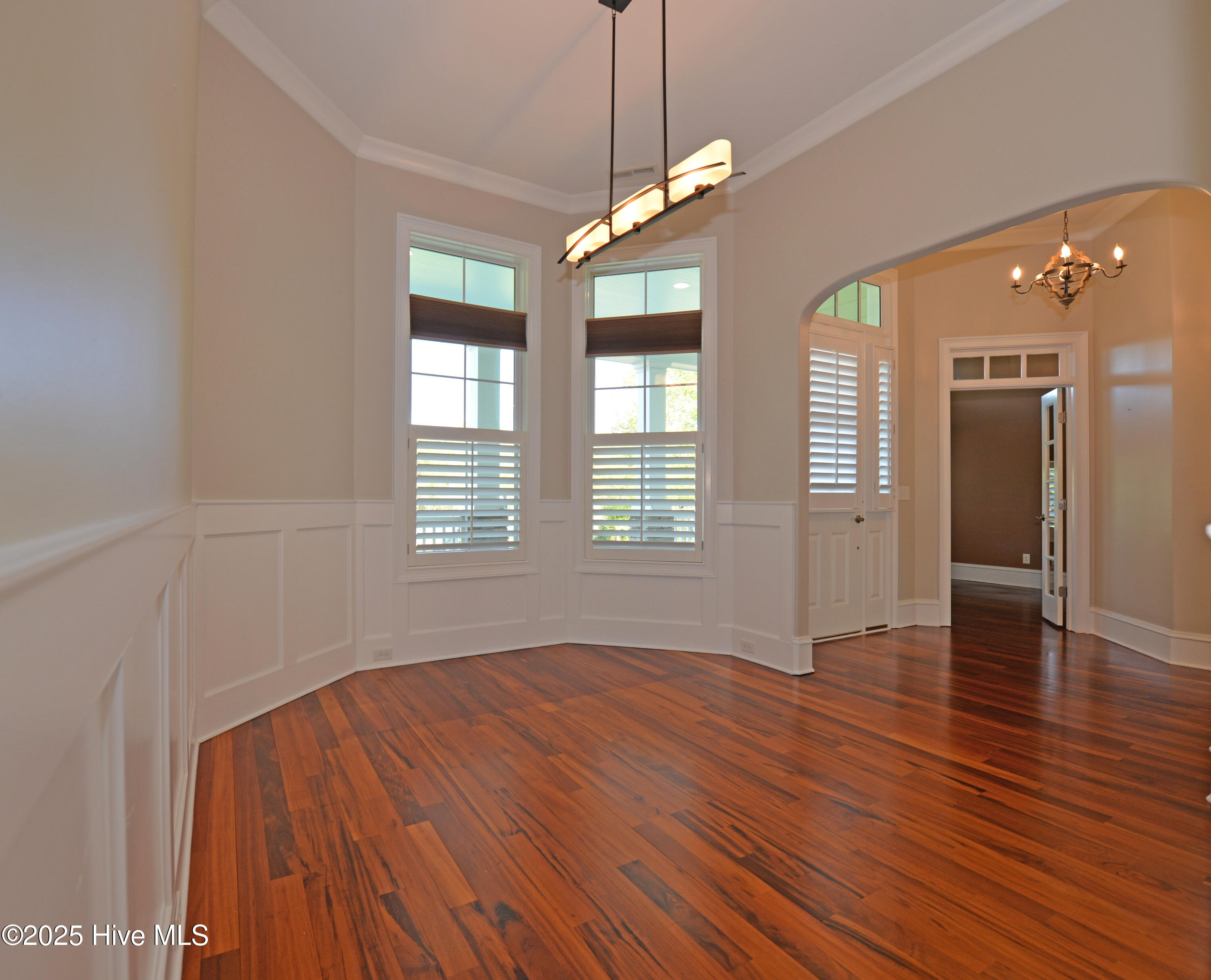 4398 Ascot Circle SE