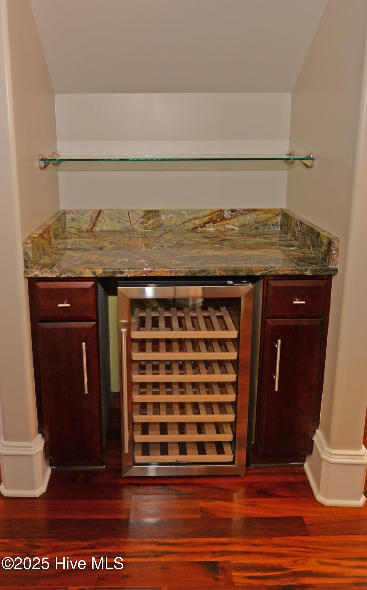 4398 Ascot Circle SE