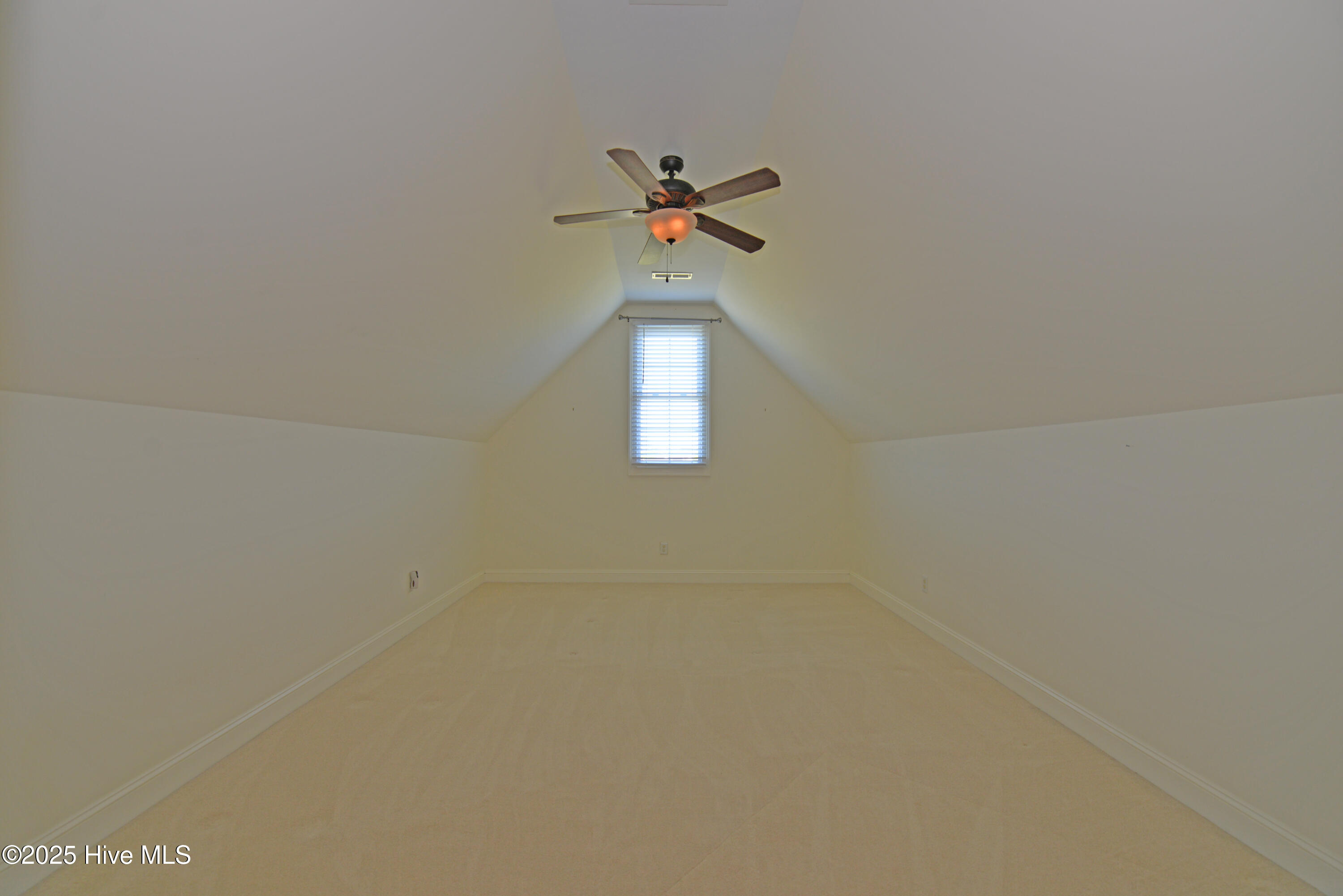 4398 Ascot Circle SE