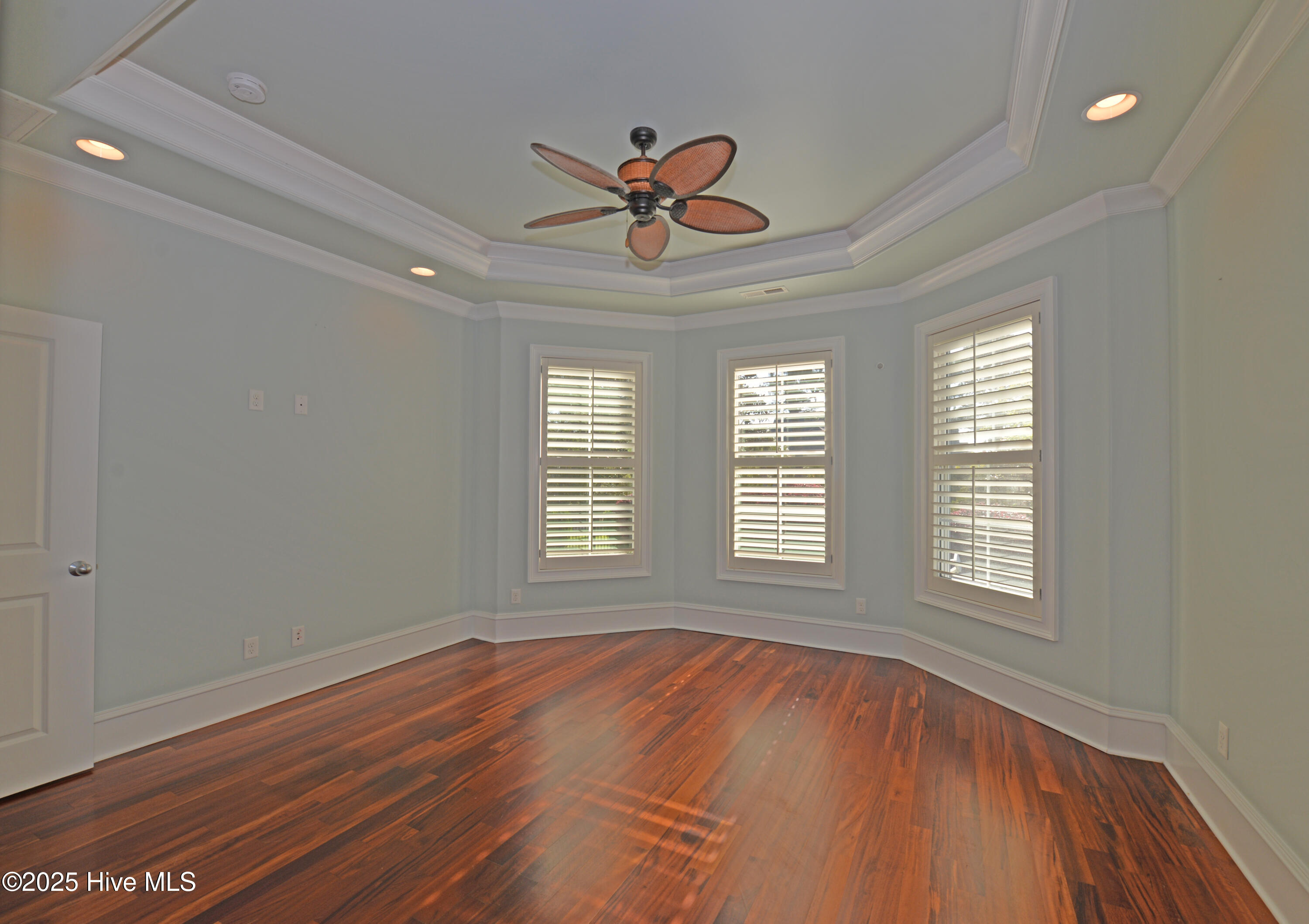 4398 Ascot Circle SE