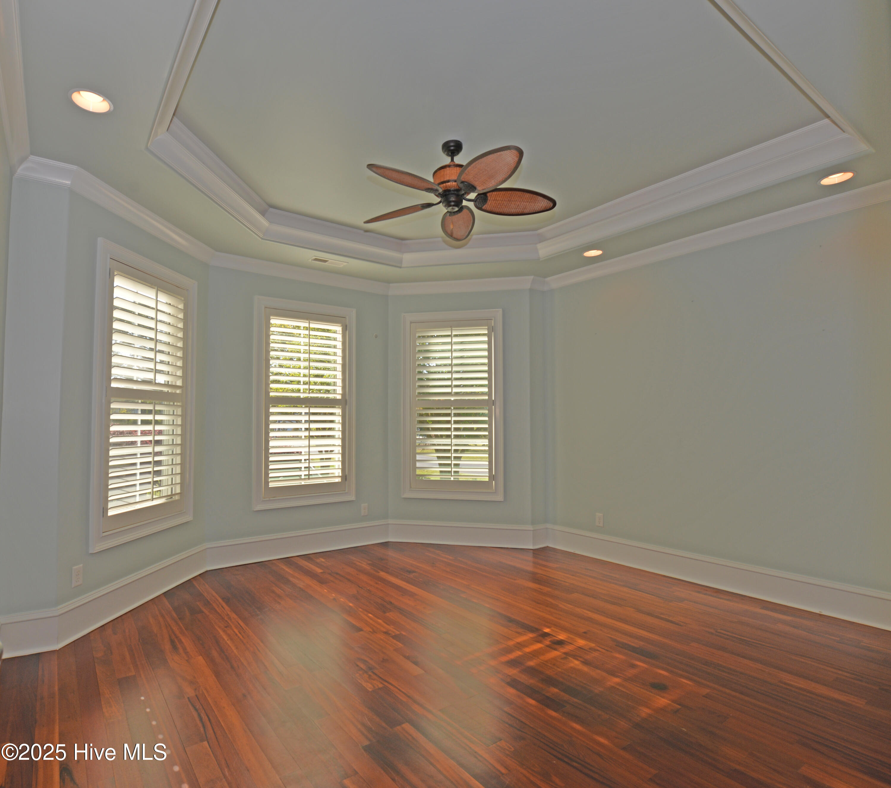 4398 Ascot Circle SE