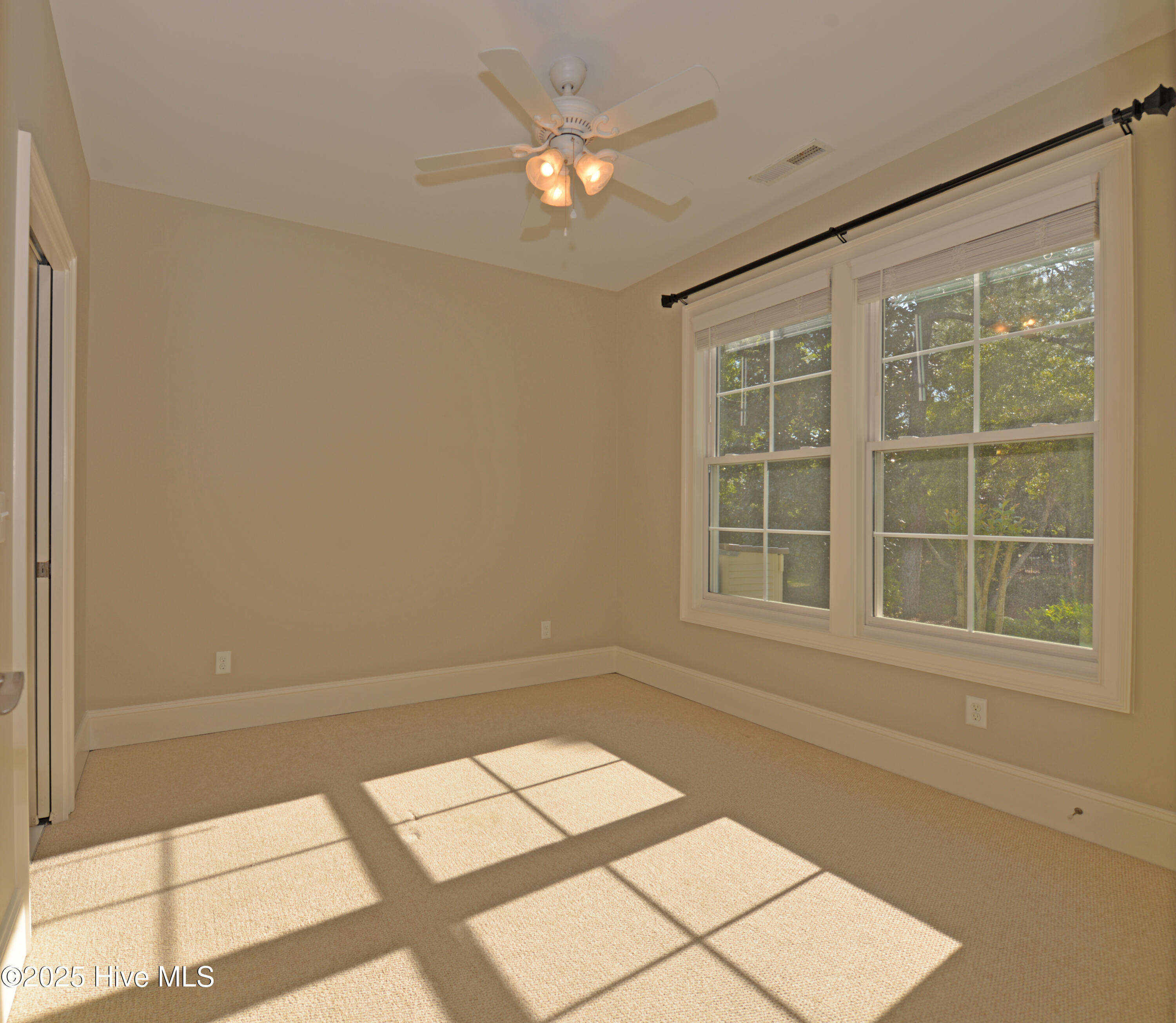 4398 Ascot Circle SE