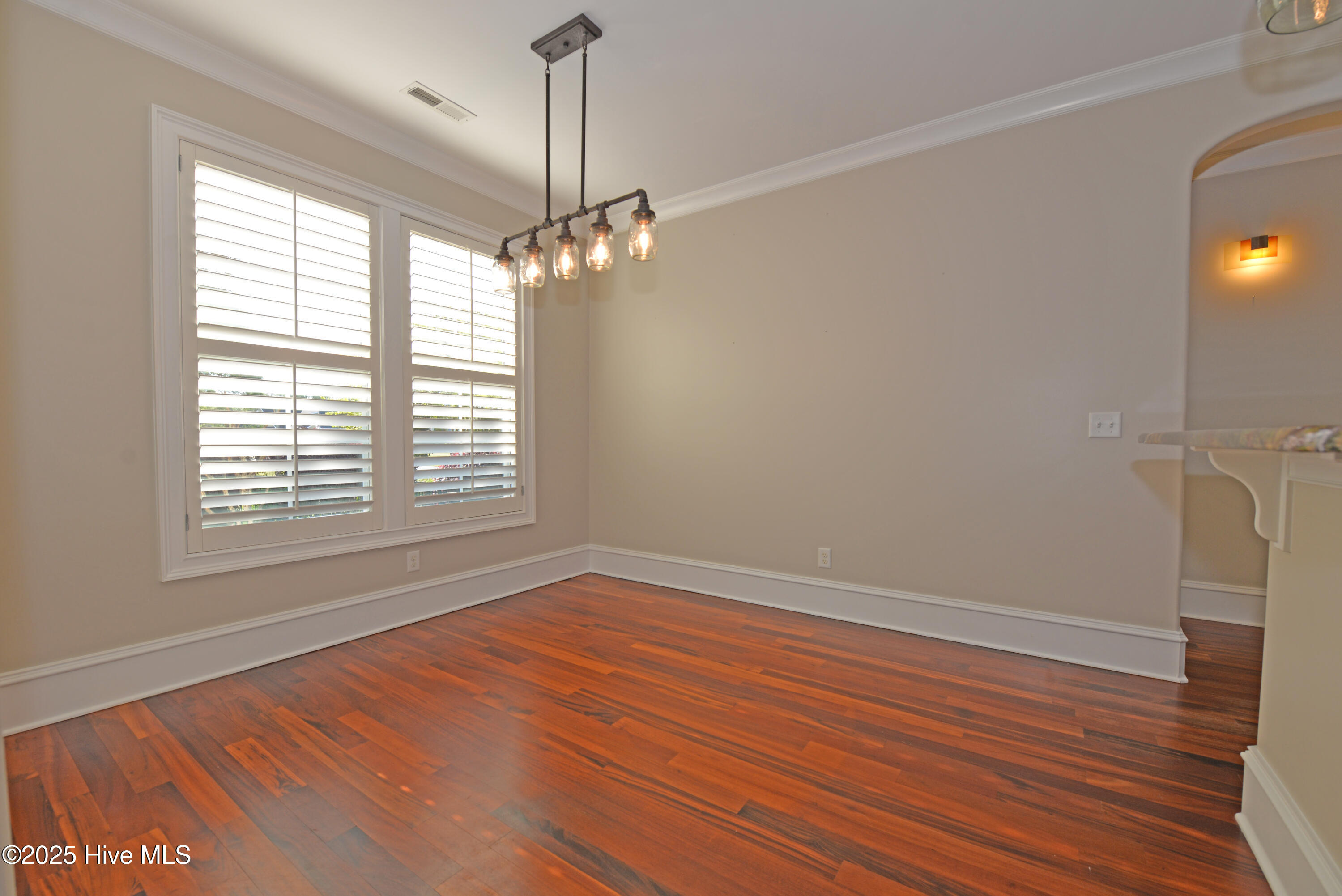 4398 Ascot Circle SE