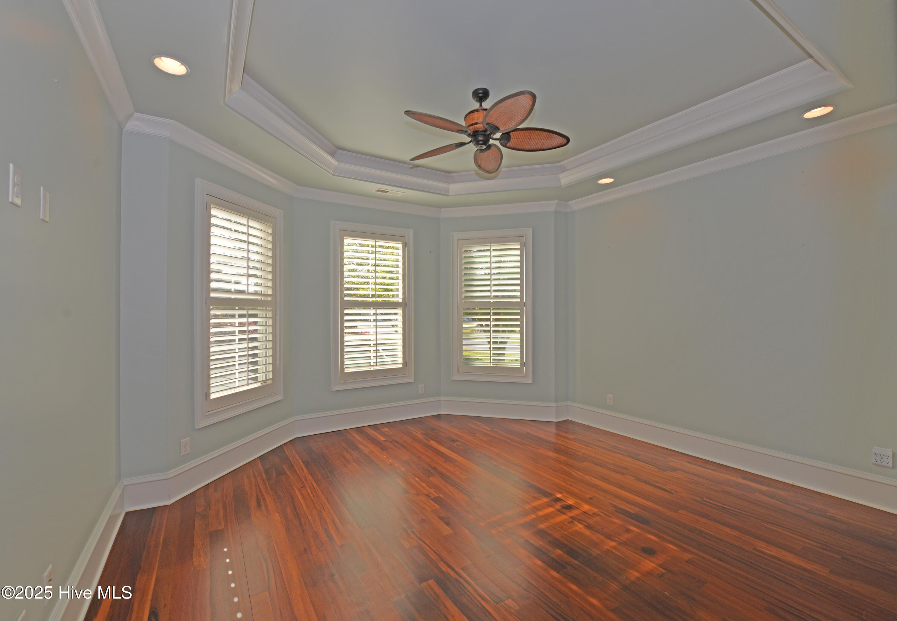 4398 Ascot Circle SE