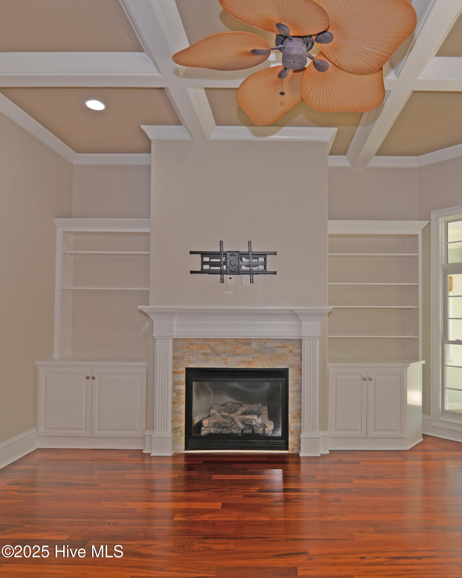 4398 Ascot Circle SE