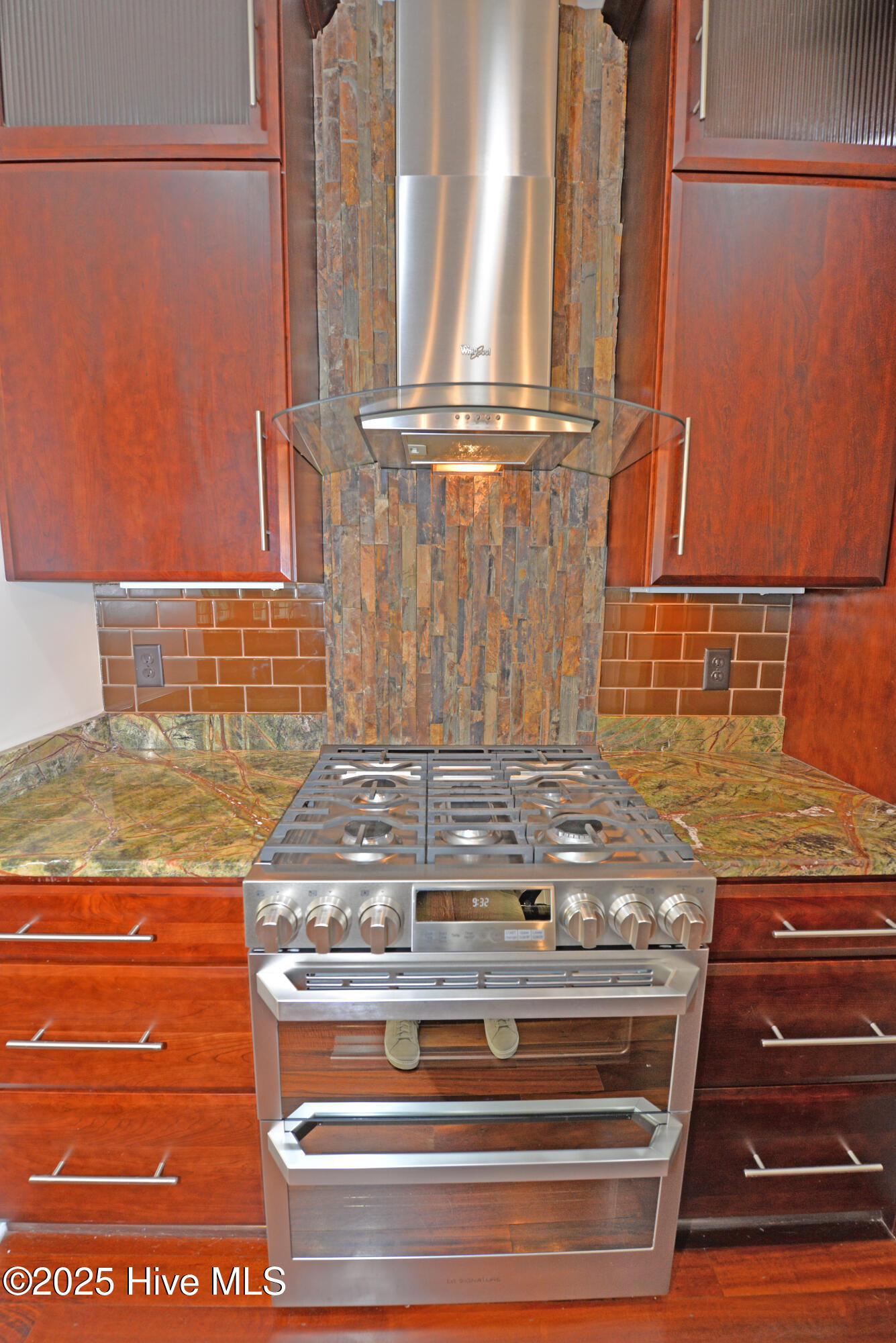 4398 Ascot Circle SE