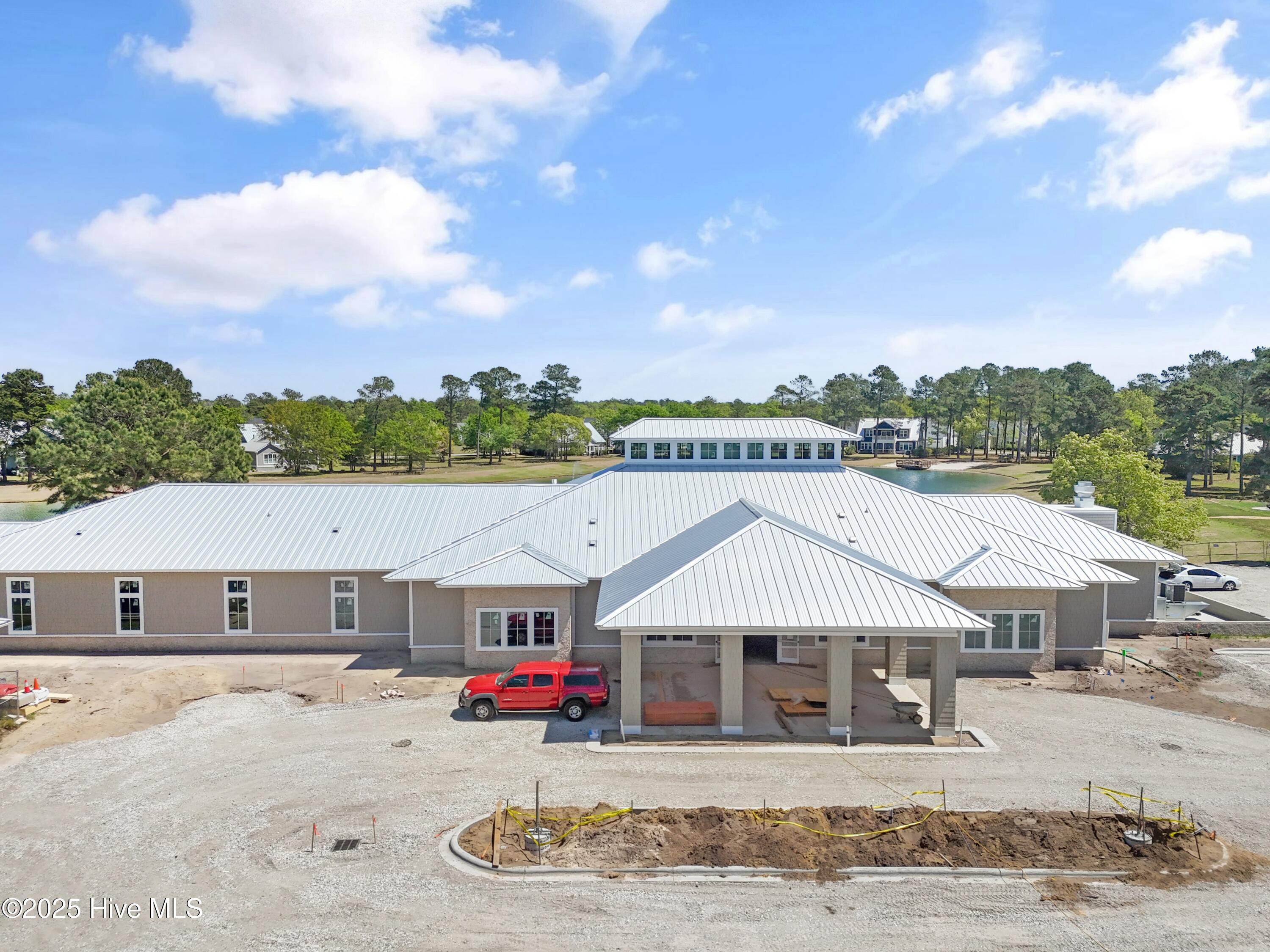 3981 Bay Colony Road NE