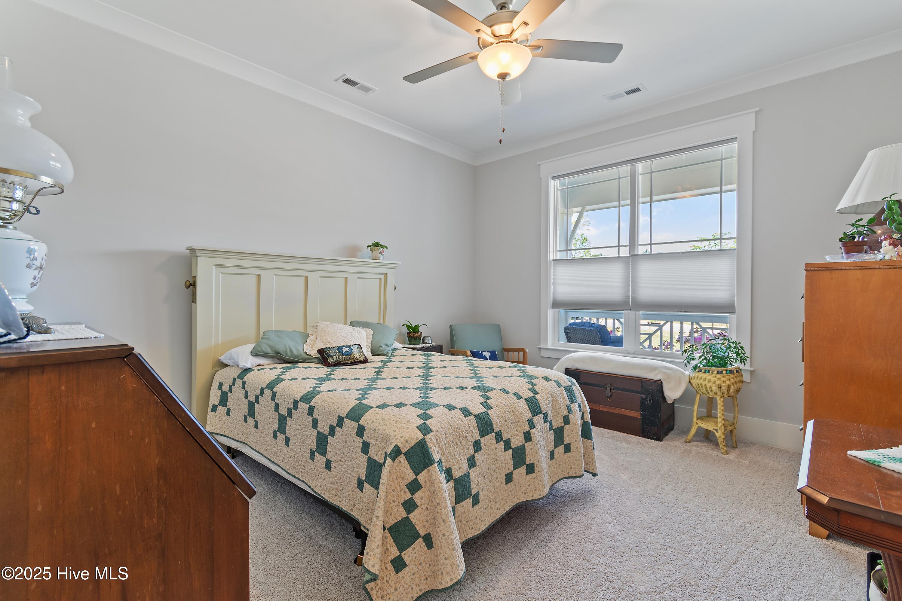 3981 Bay Colony Road NE