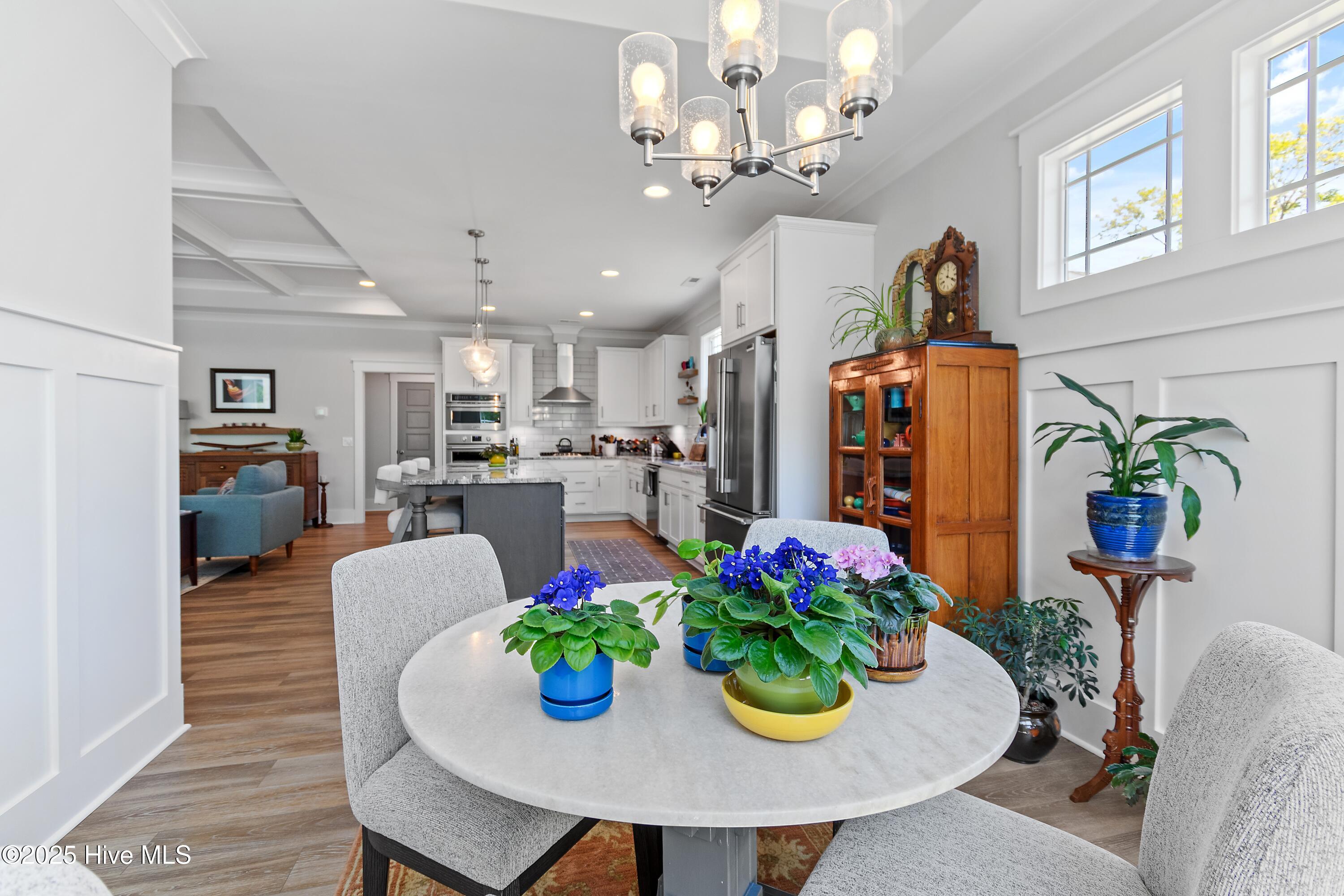 3981 Bay Colony Road NE
