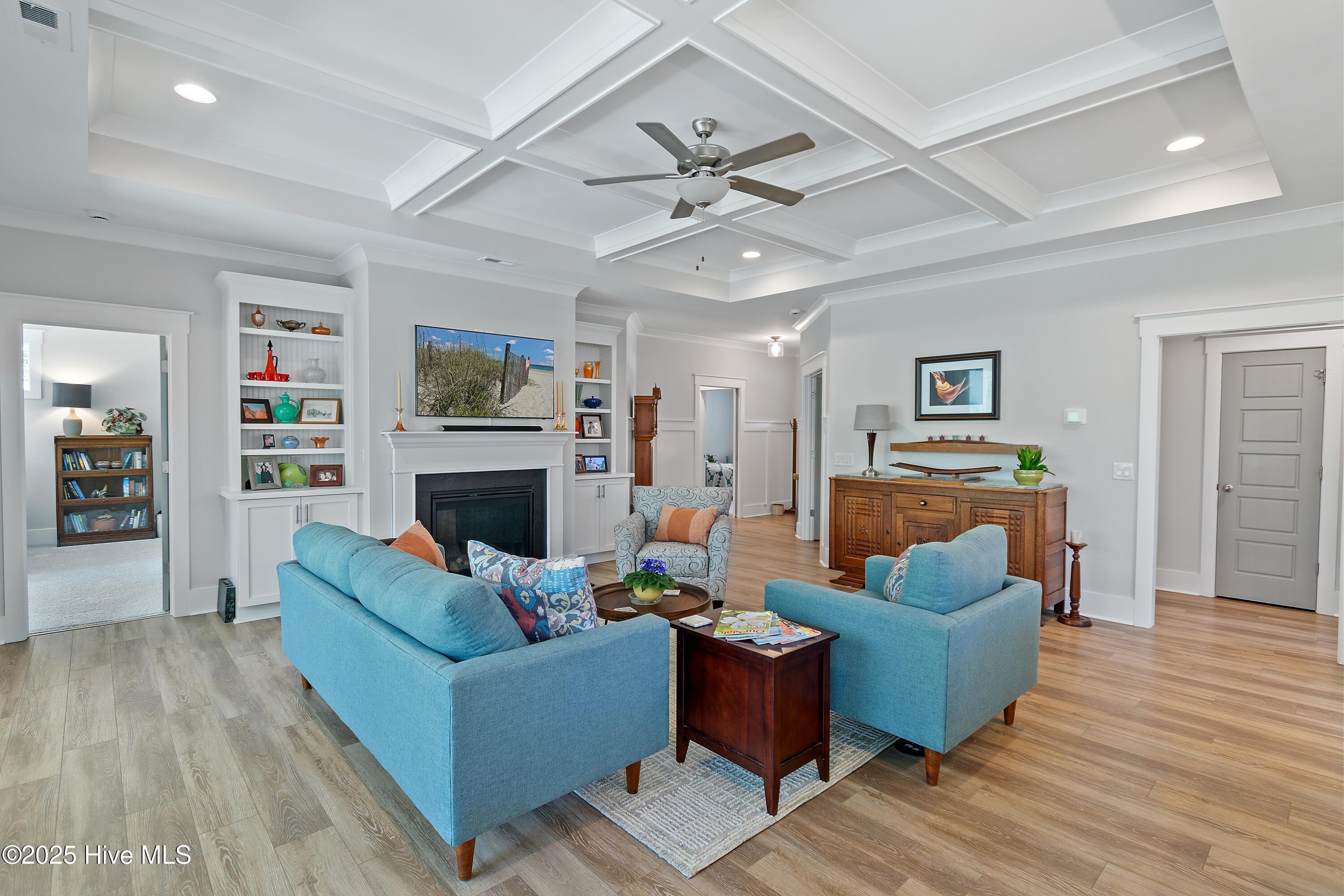3981 Bay Colony Road NE