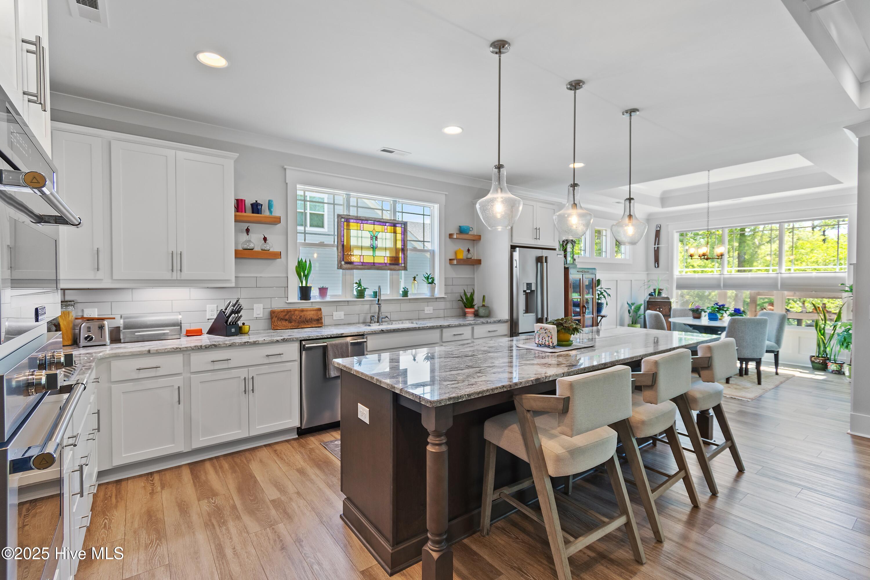 3981 Bay Colony Road NE