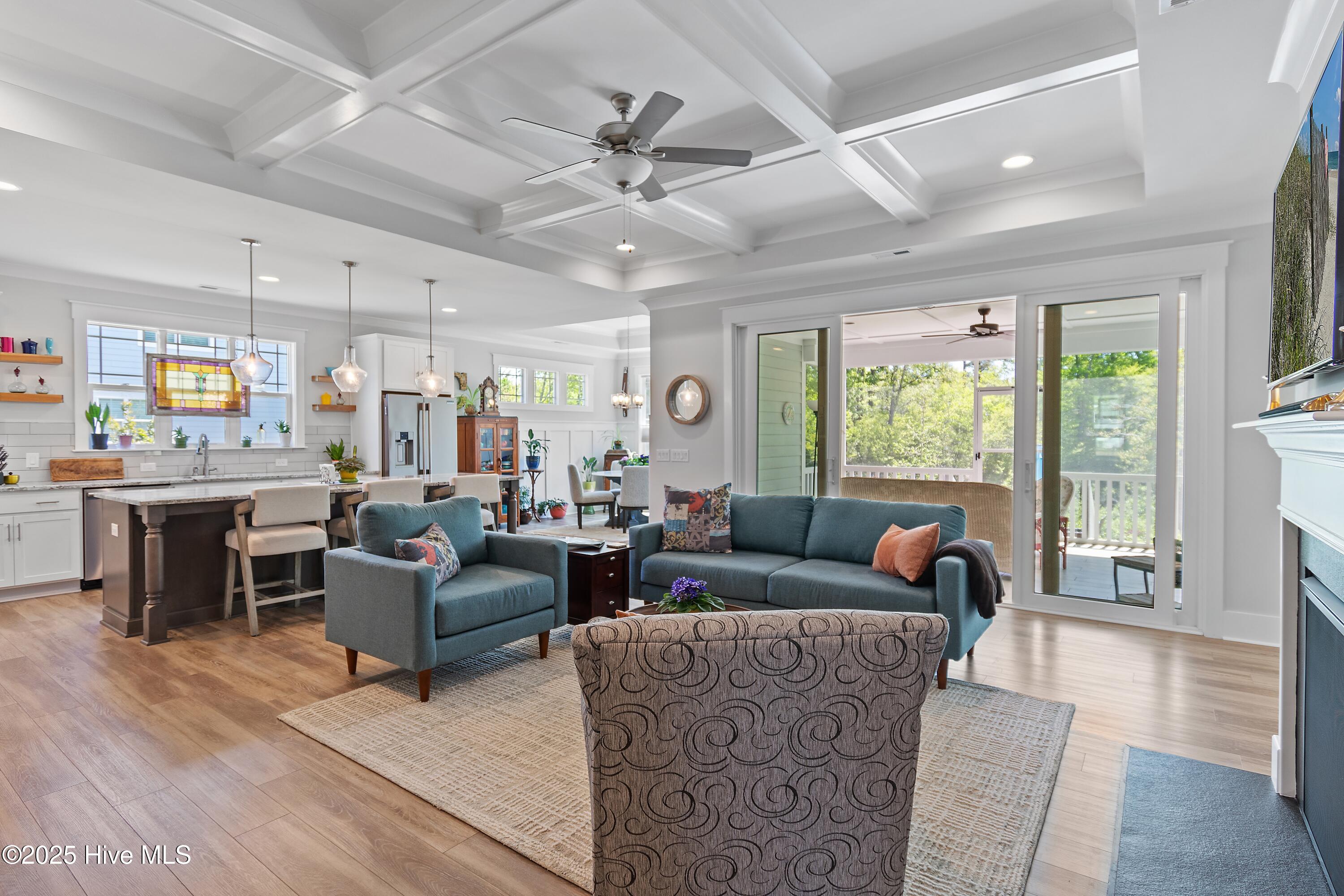 3981 Bay Colony Road NE