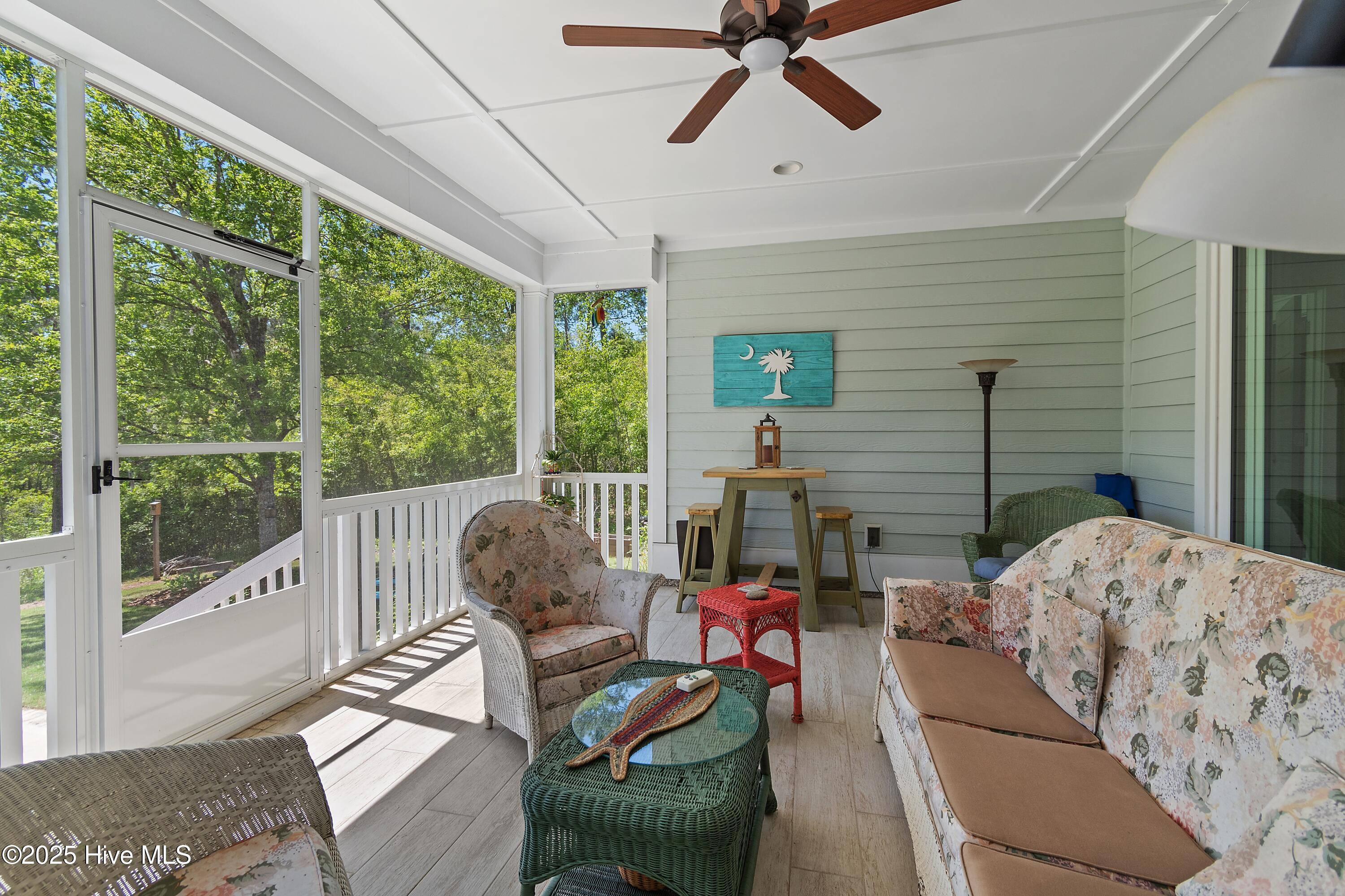 3981 Bay Colony Road NE