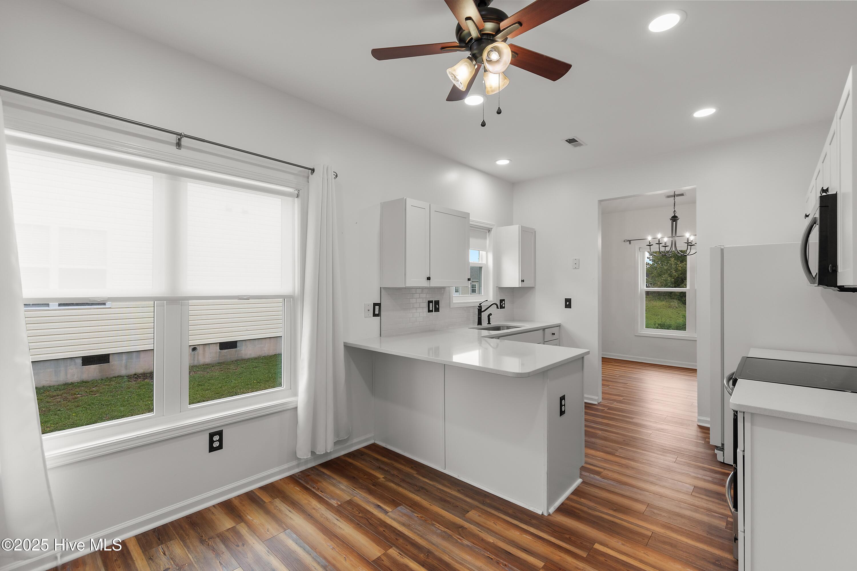 5009 N Hampton Drive SE