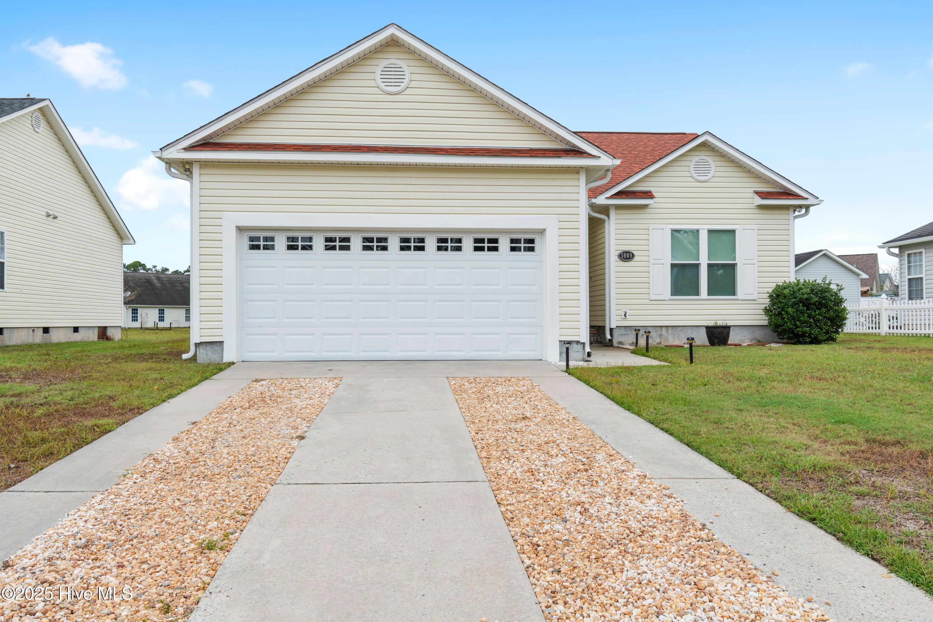 5009 N Hampton Drive SE