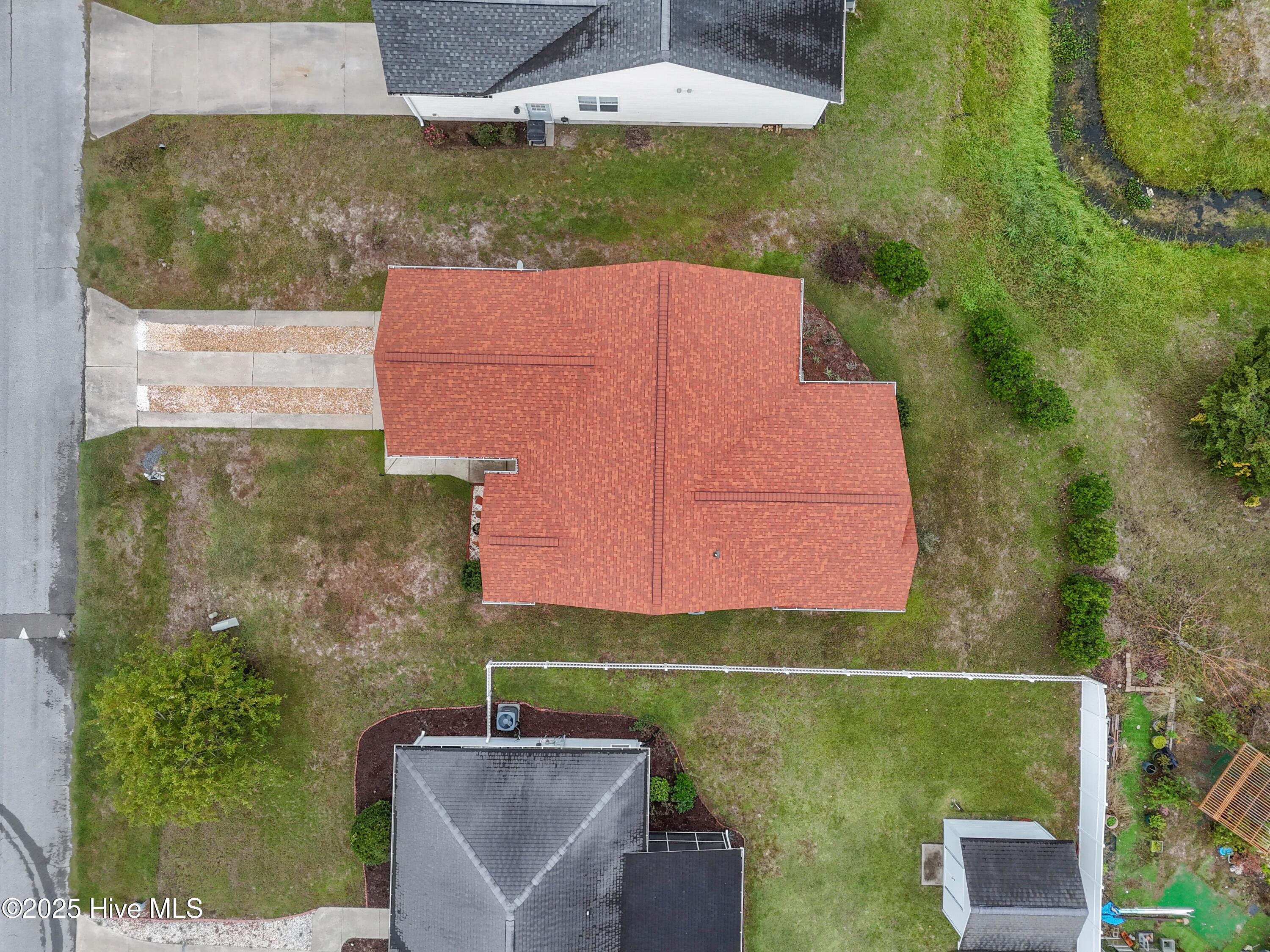 5009 N Hampton Drive SE