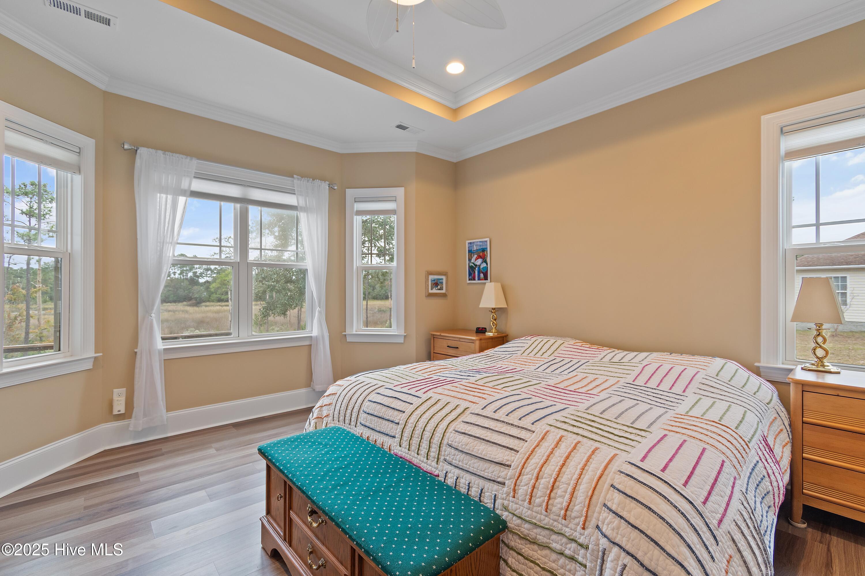 4986 N Hampton Drive SE