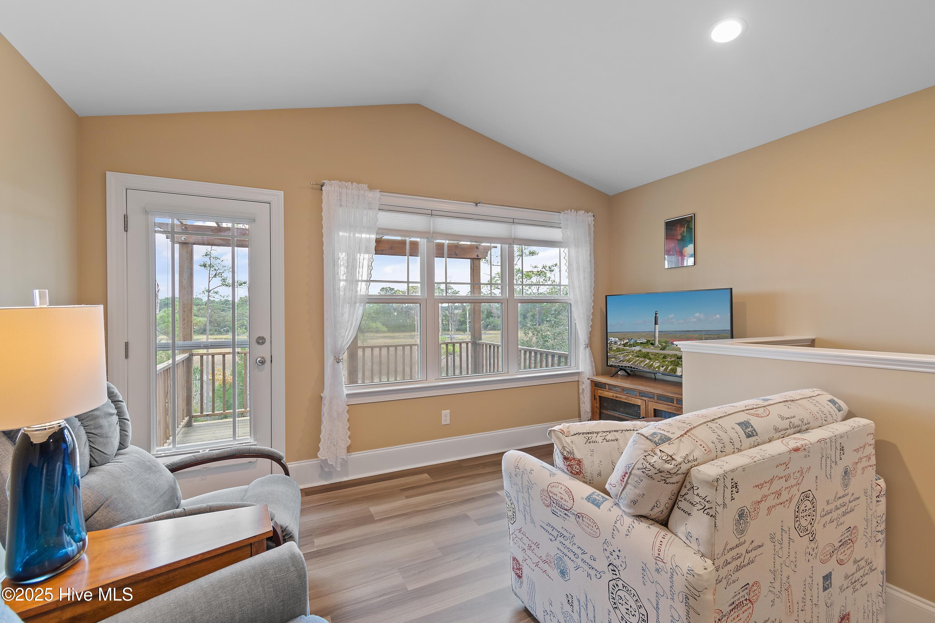 4986 N Hampton Drive SE