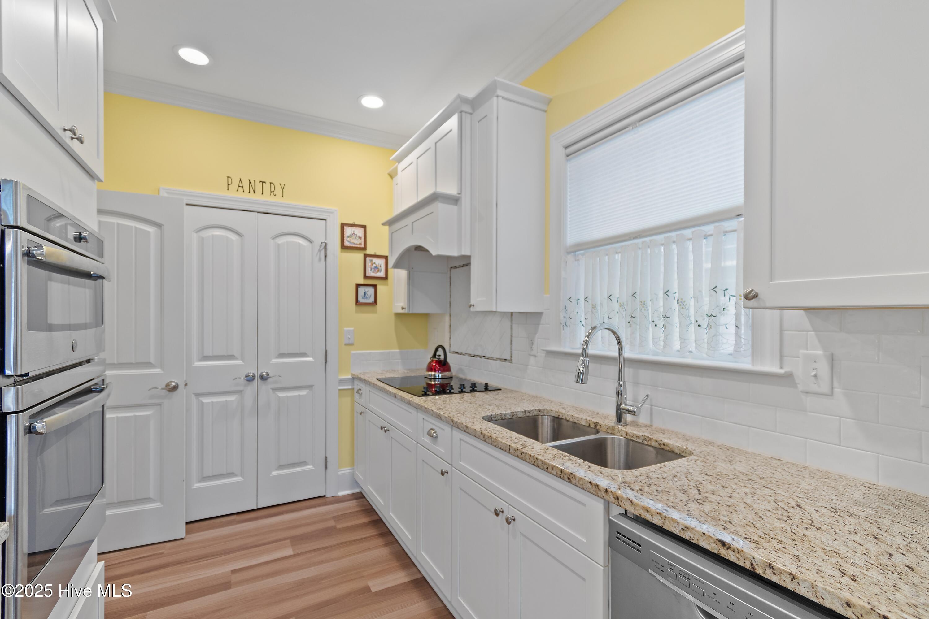 4986 N Hampton Drive SE