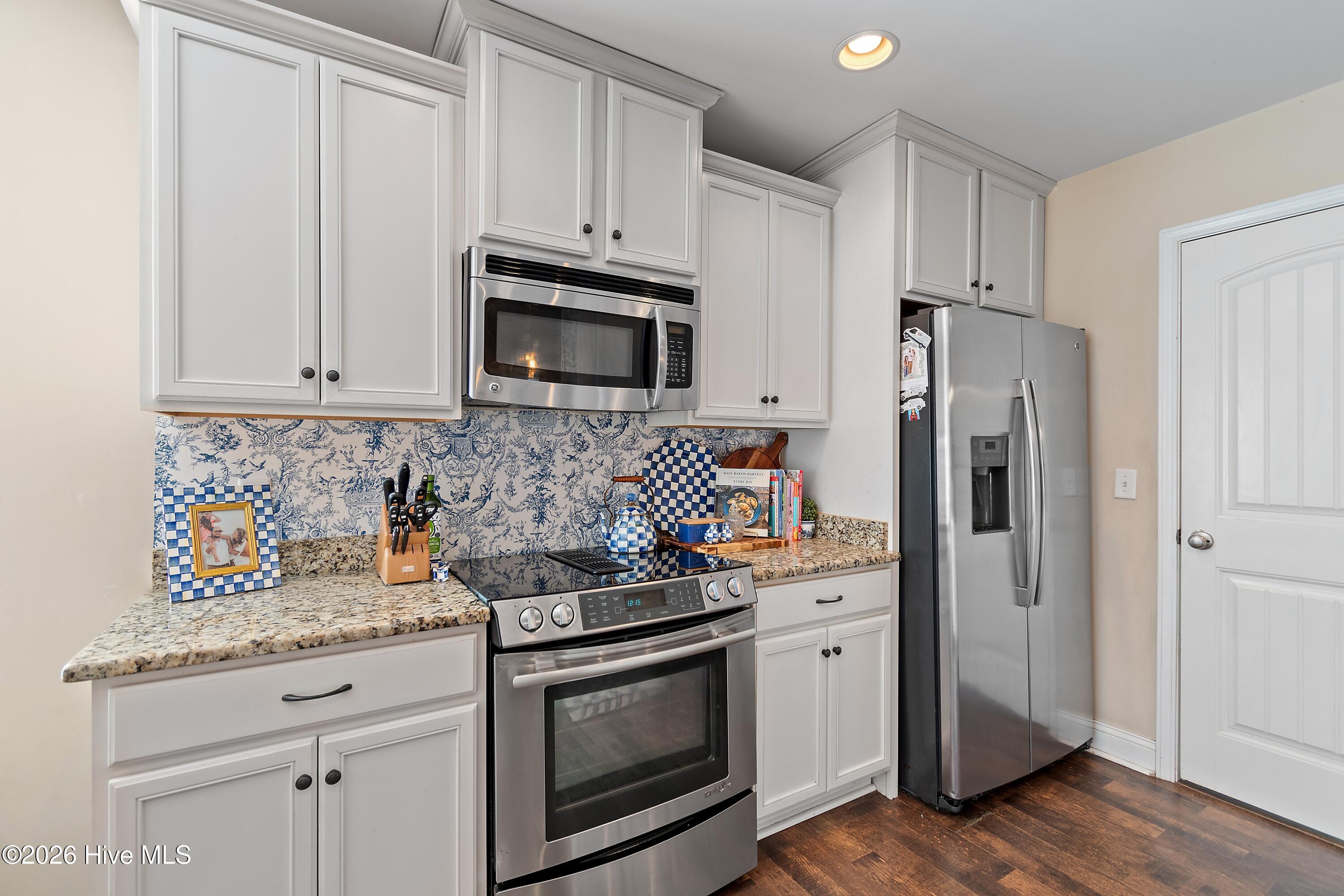 4223 Cherry Laurel Drive SE