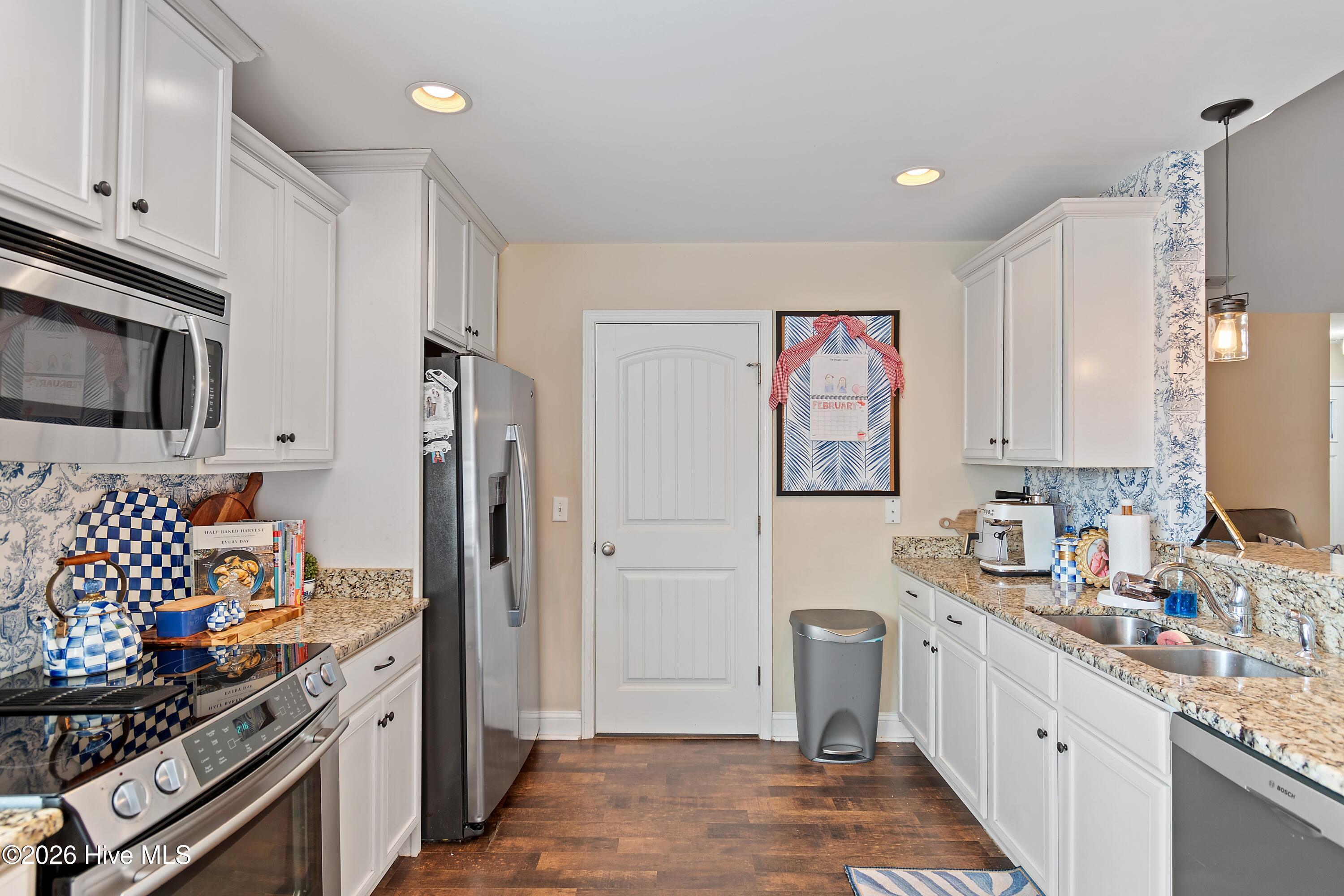 4223 Cherry Laurel Drive SE