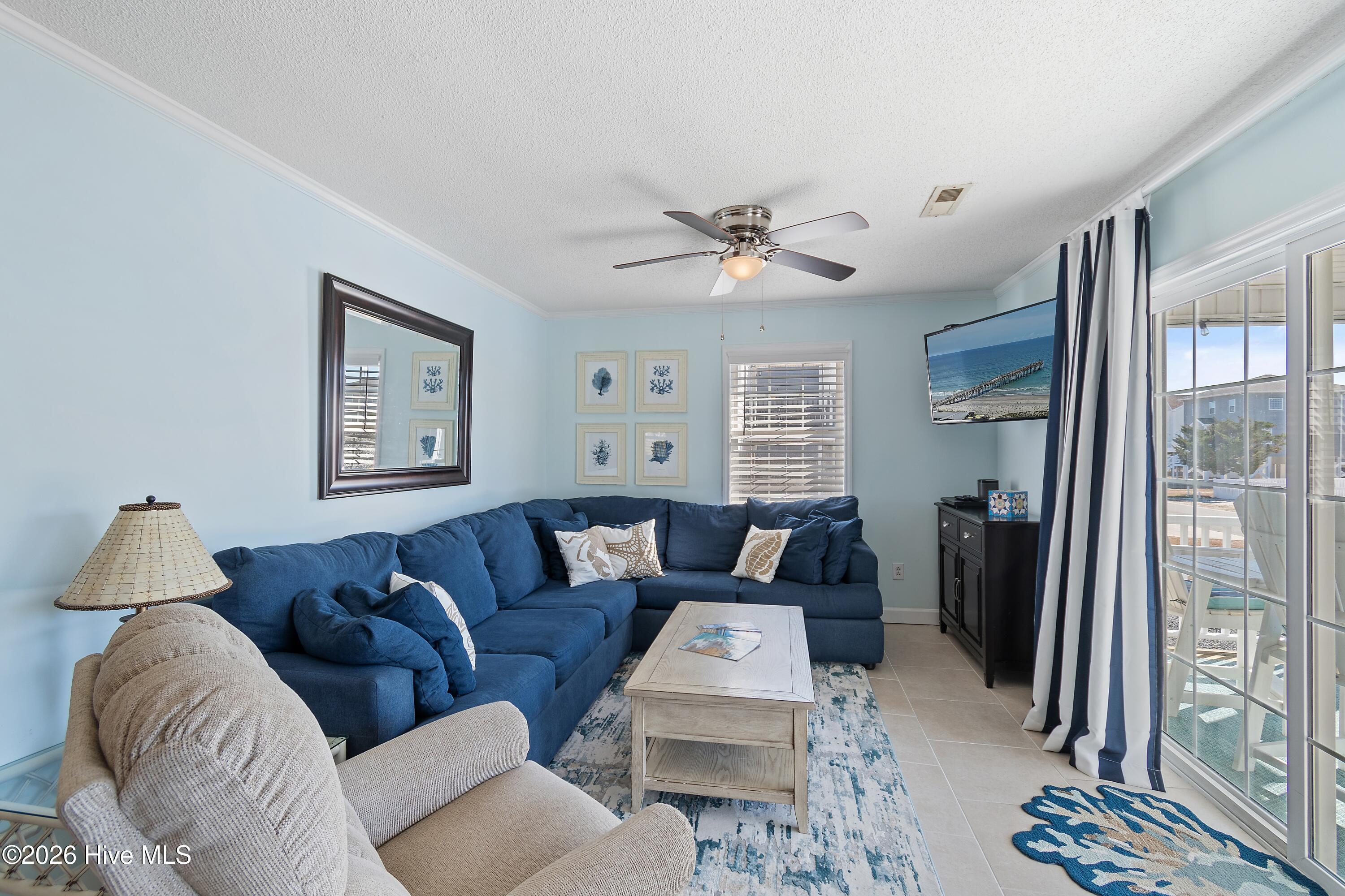 316 E Dolphin Drive