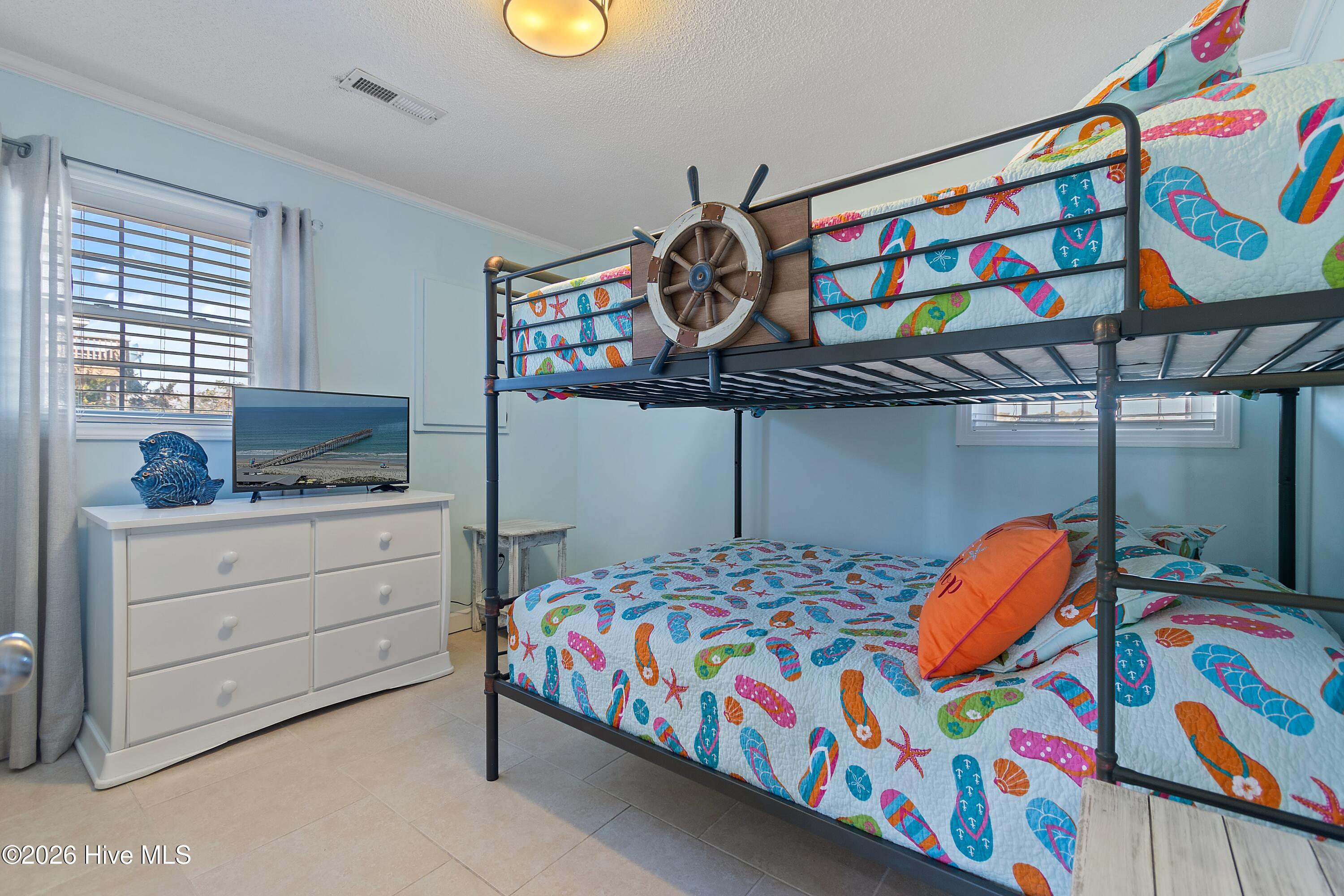 316 E Dolphin Drive