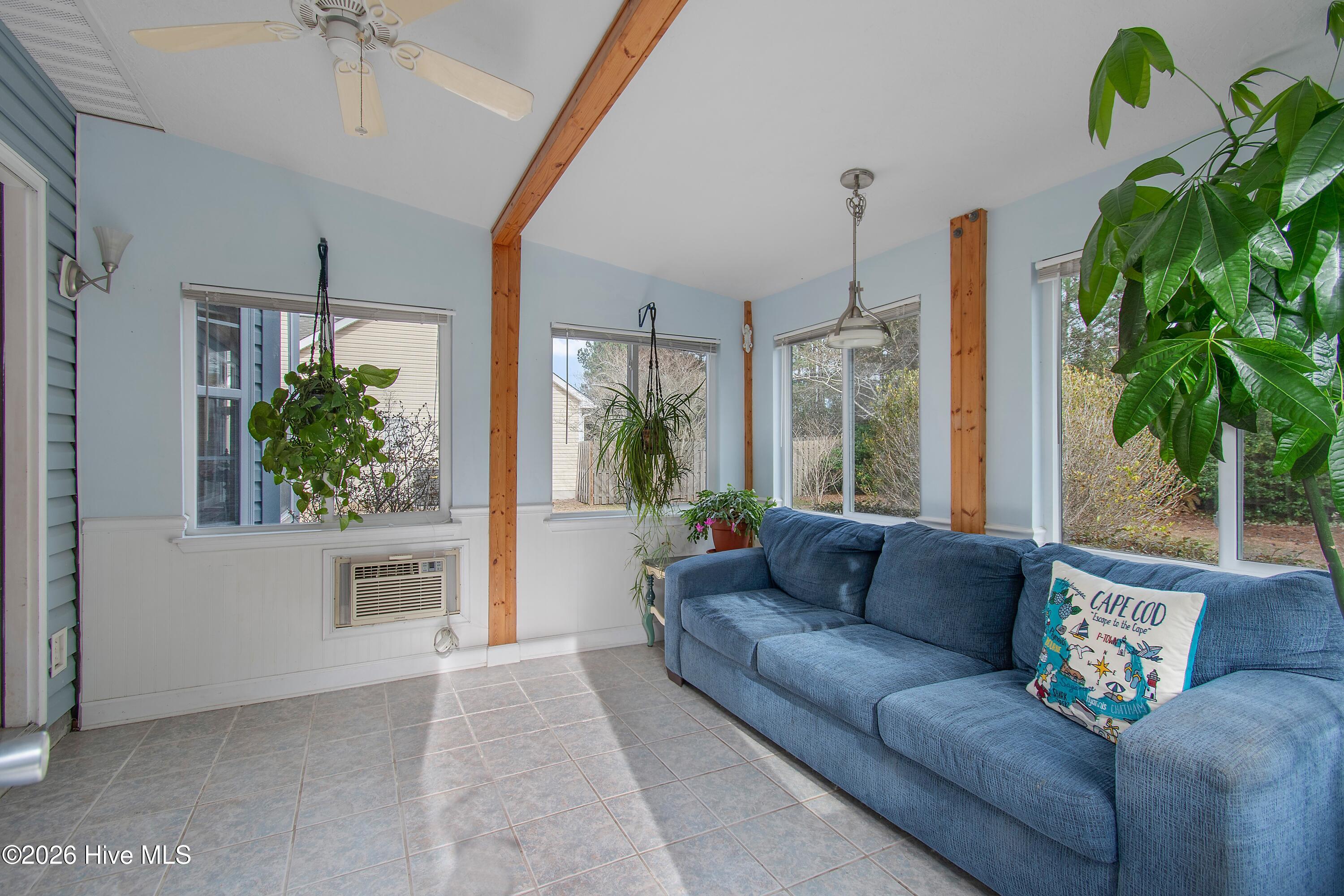 4430 Spinnaker Street SE