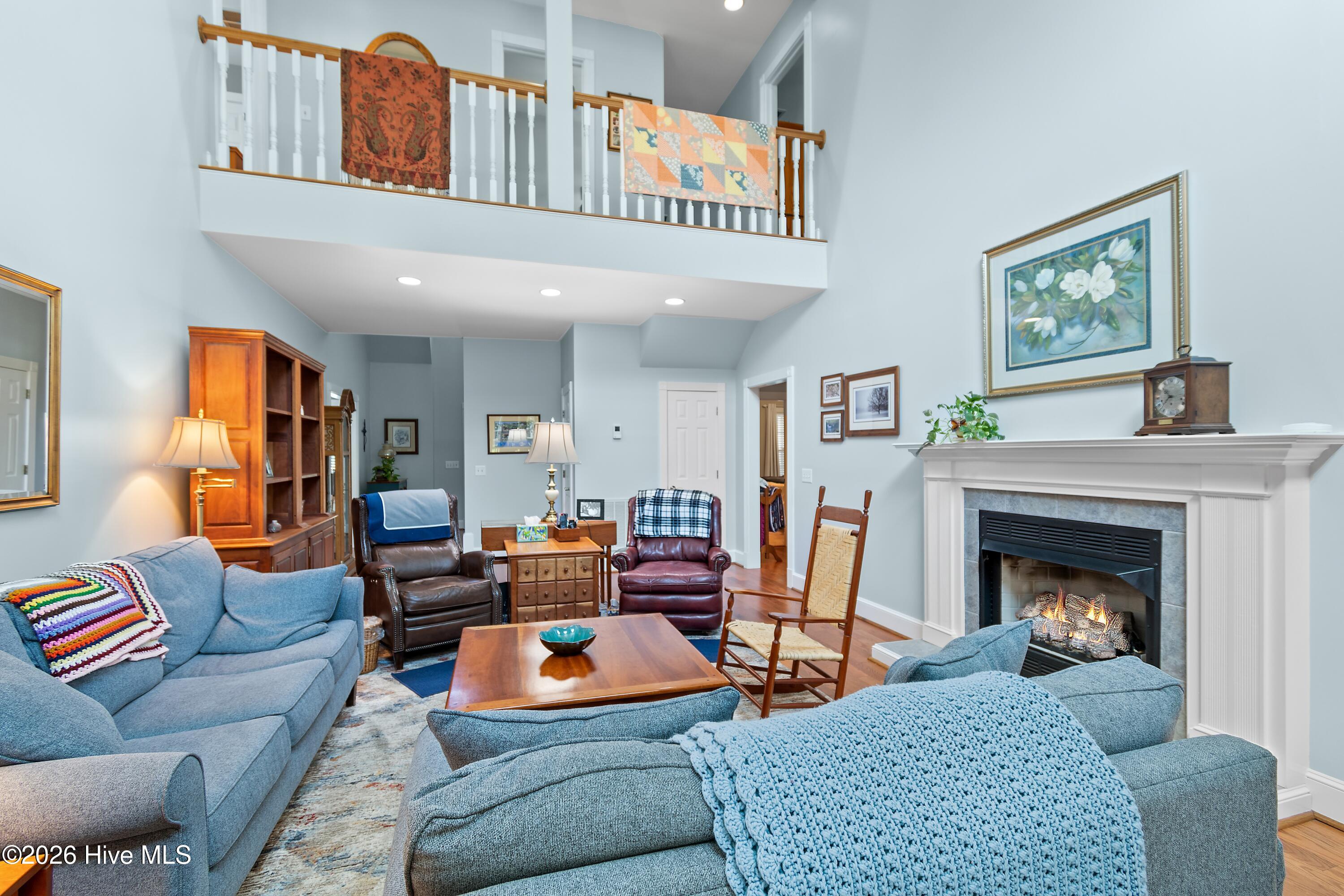 1008 Newton Drive SE