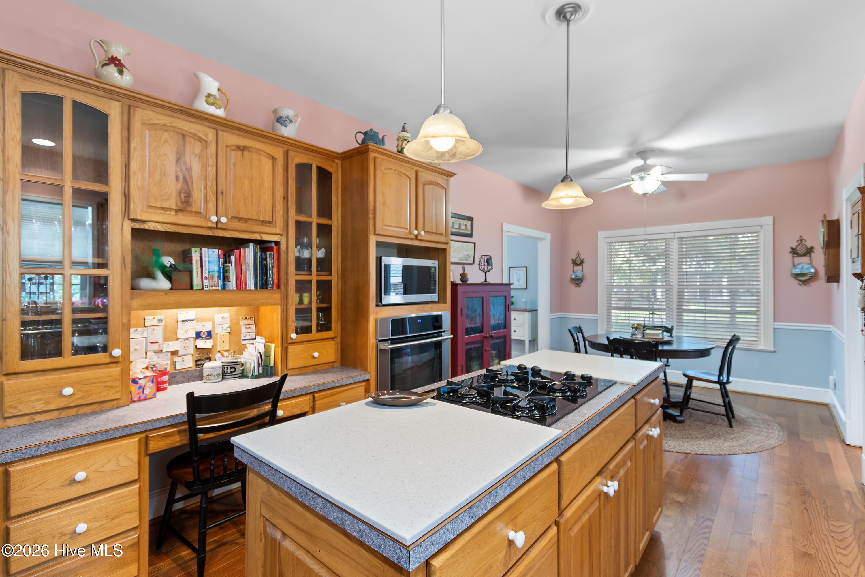 1008 Newton Drive SE