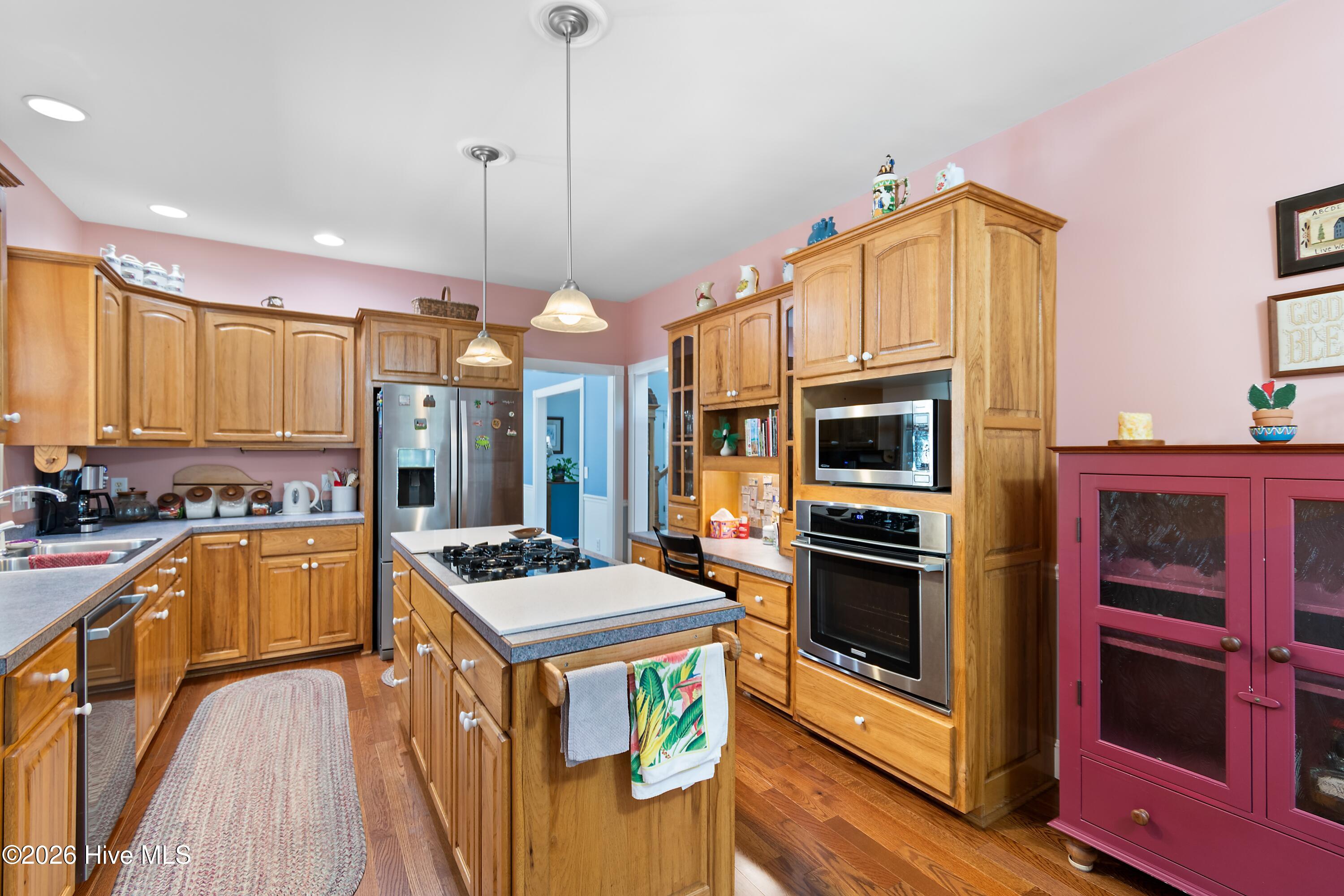 1008 Newton Drive SE
