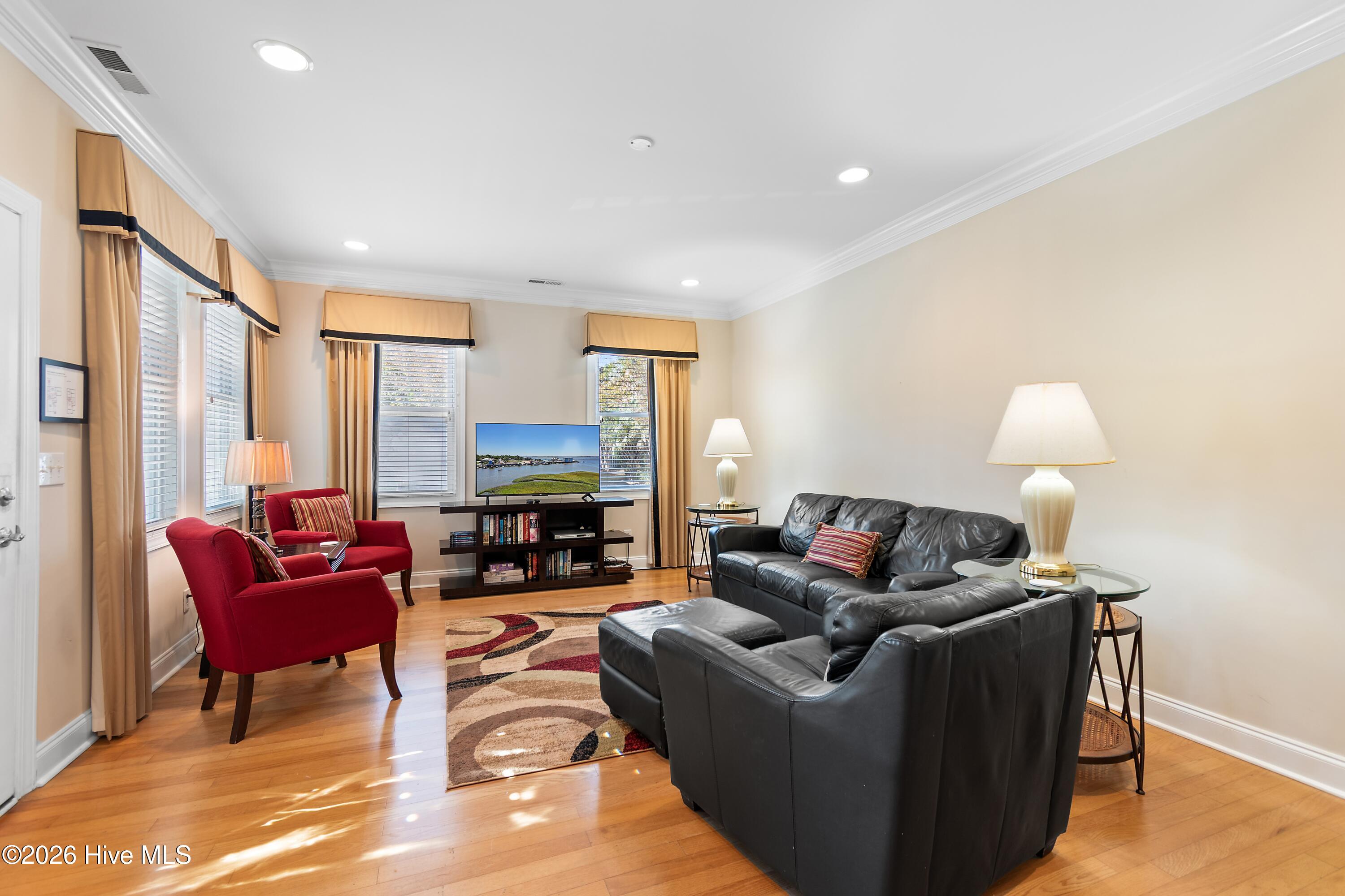 304 Marina View Drive