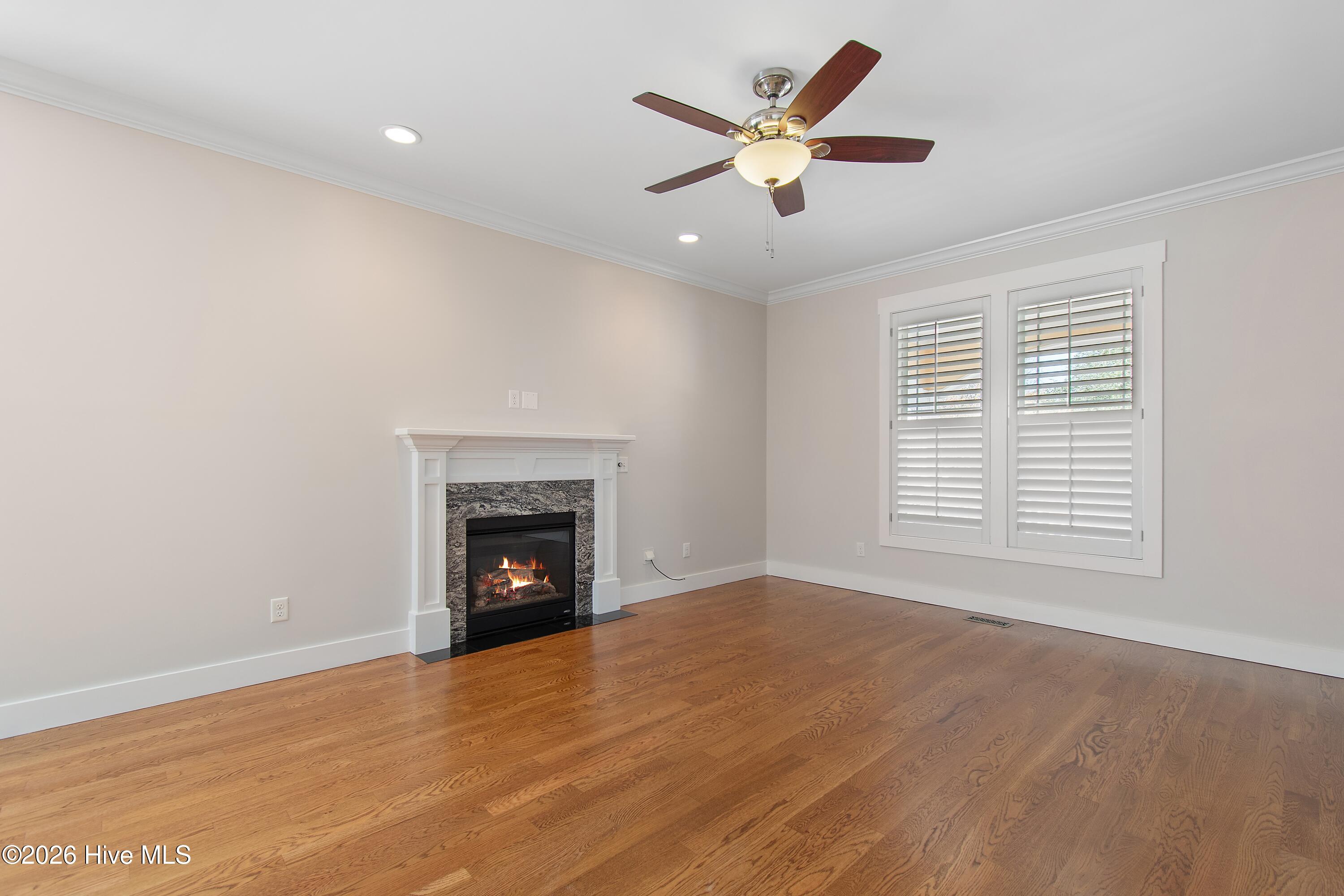 432 Cades Trail