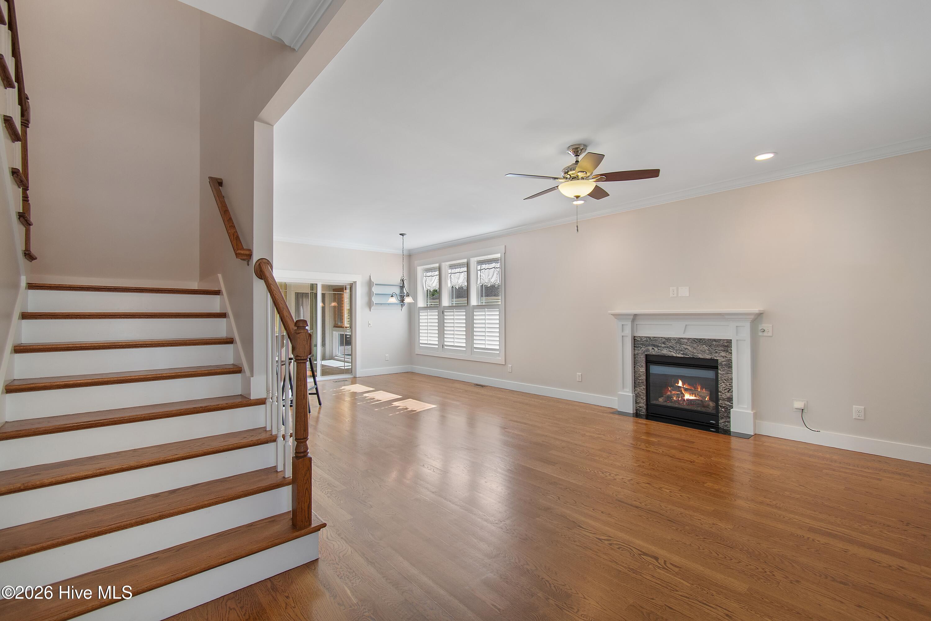432 Cades Trail