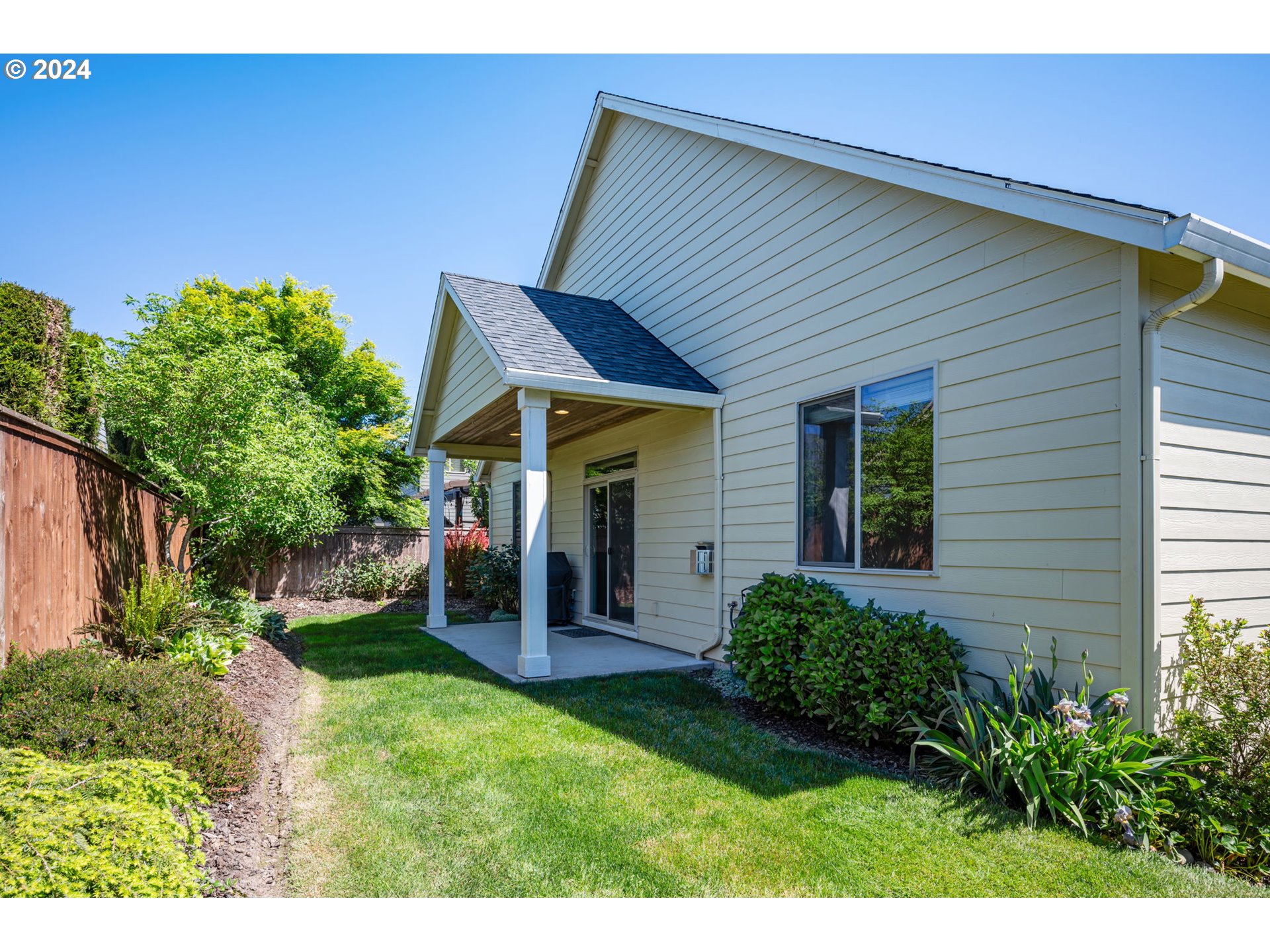 151 N 40TH AVE