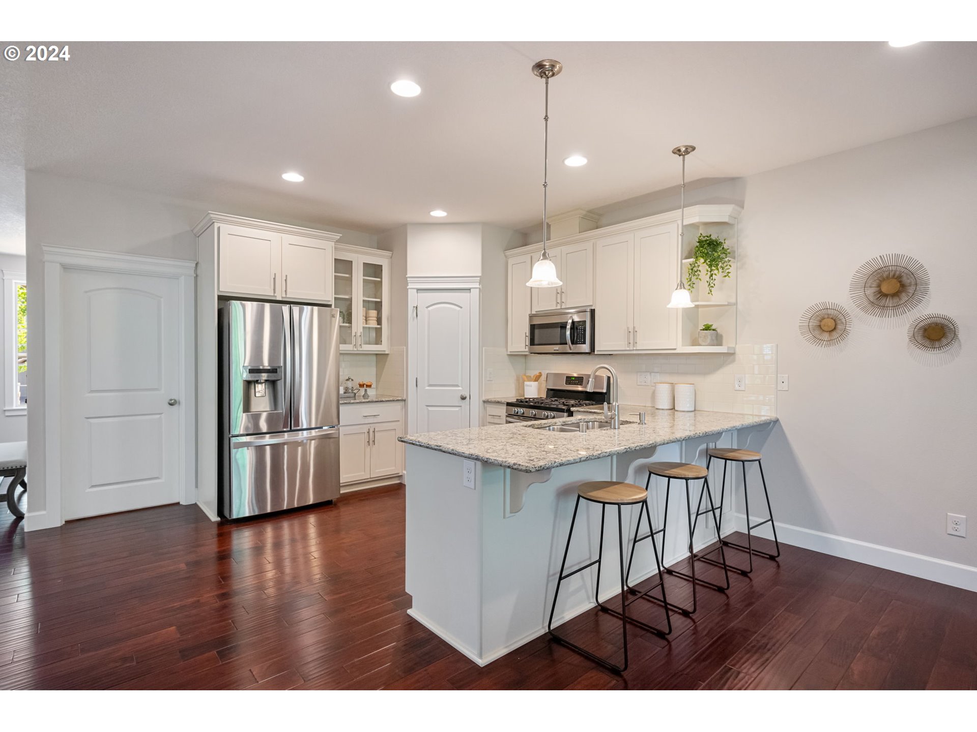 151 N 40TH AVE