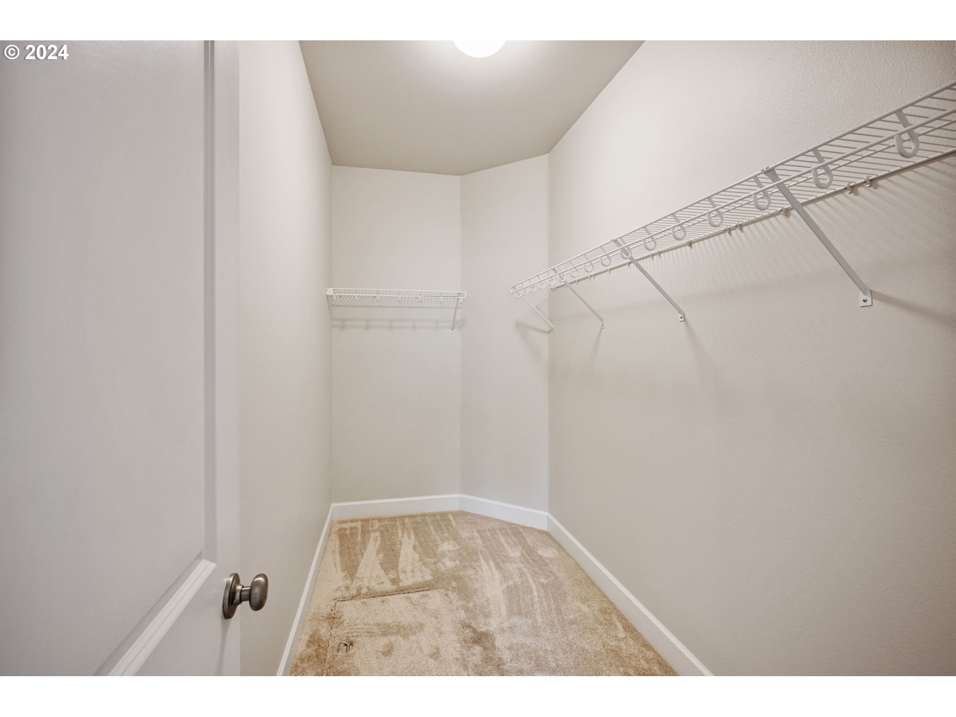 151 N 40TH AVE